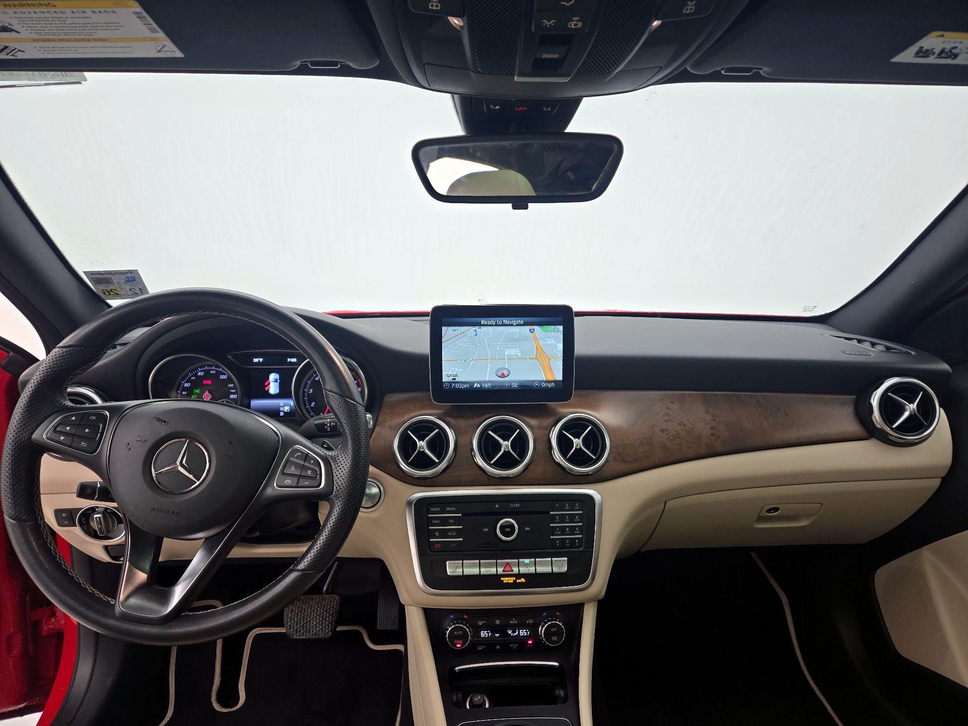 Thumbnail: 2019 Mercedes-Benz GLA - 9