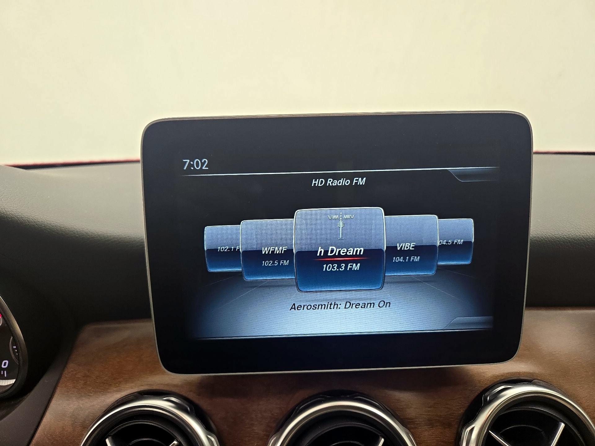 Thumbnail: 2019 Mercedes-Benz GLA - 16