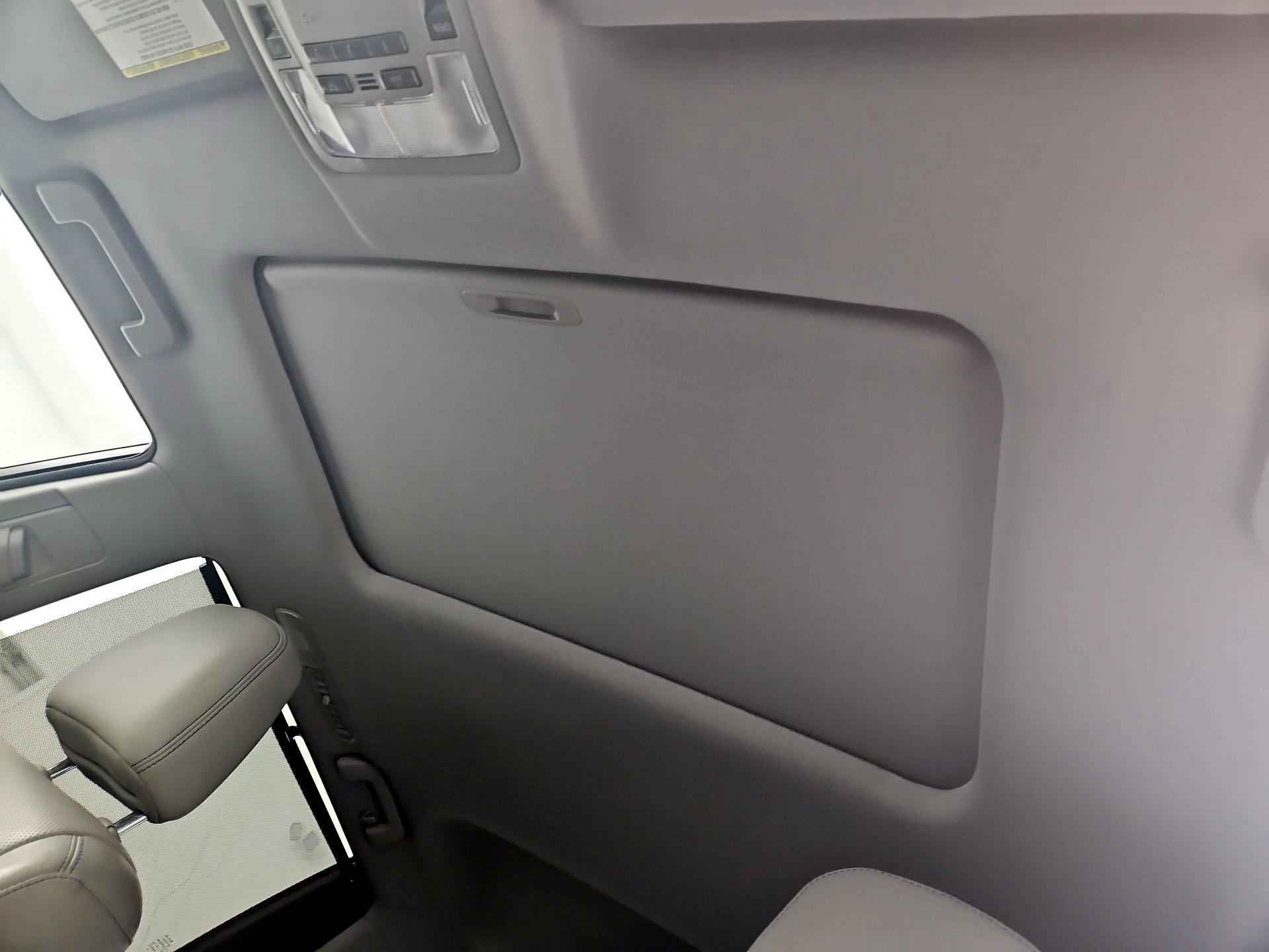 Thumbnail: 2015 Toyota Highlander - 19