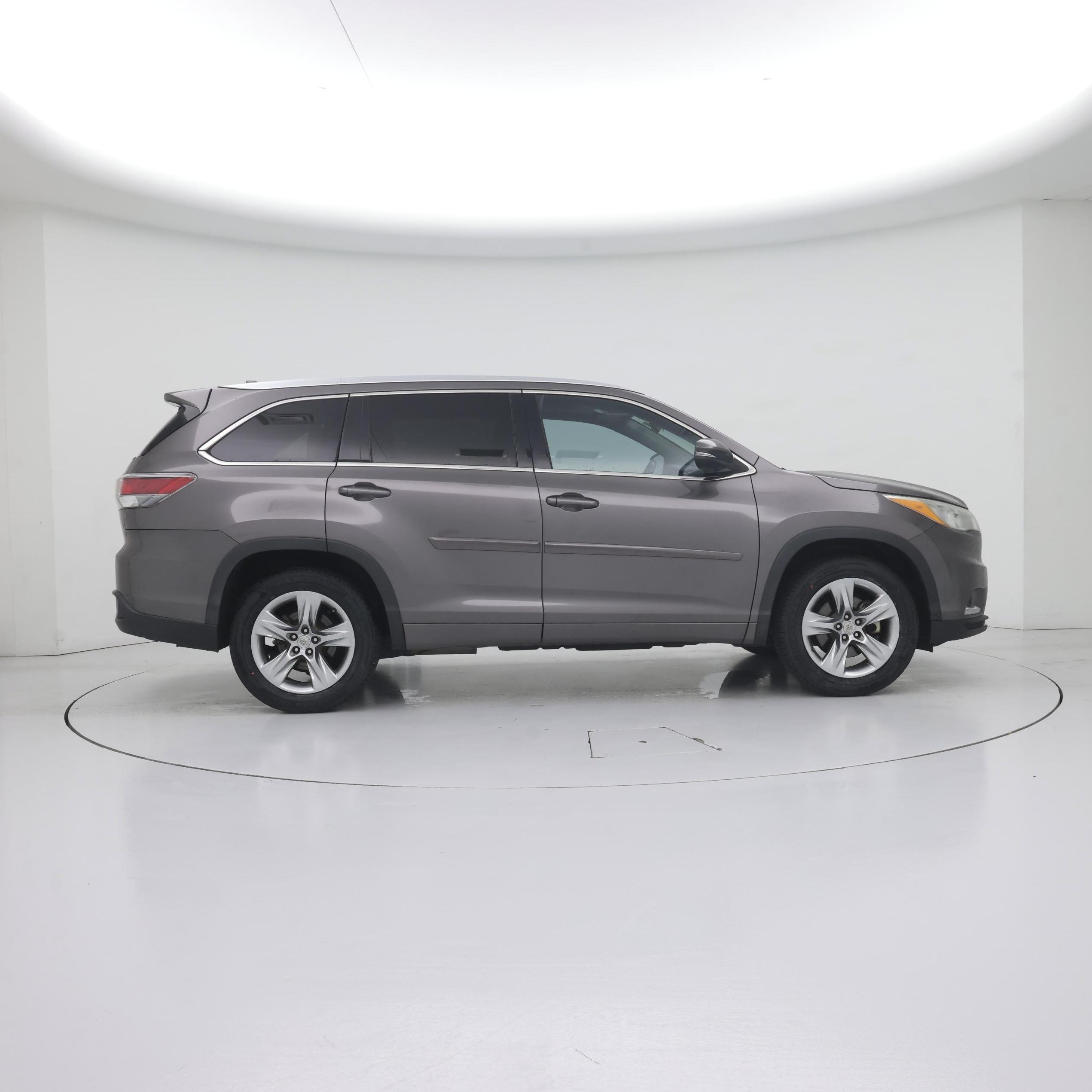 Thumbnail: 2015 Toyota Highlander - 7