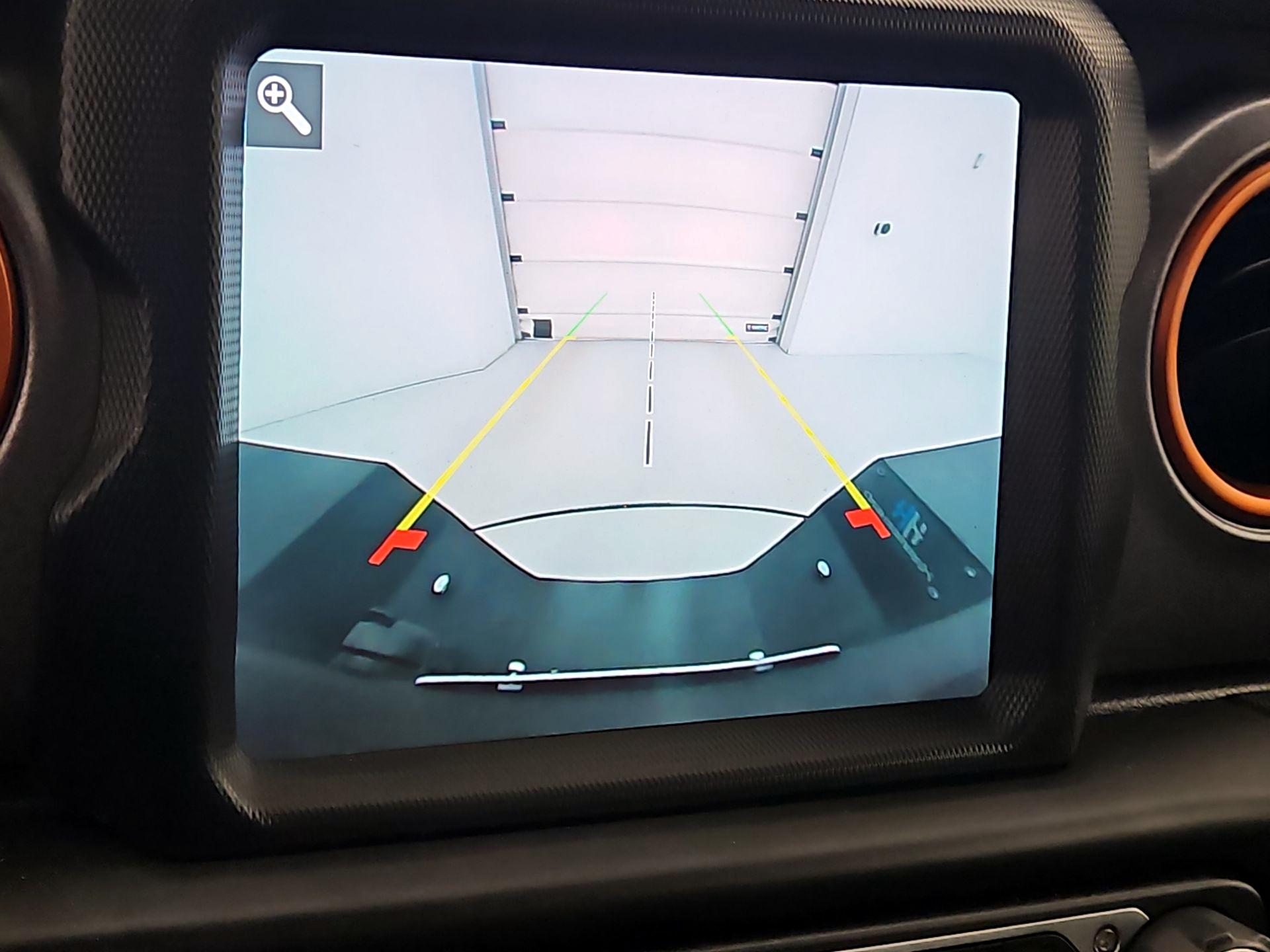 Thumbnail: 2021 Jeep Gladiator - 15