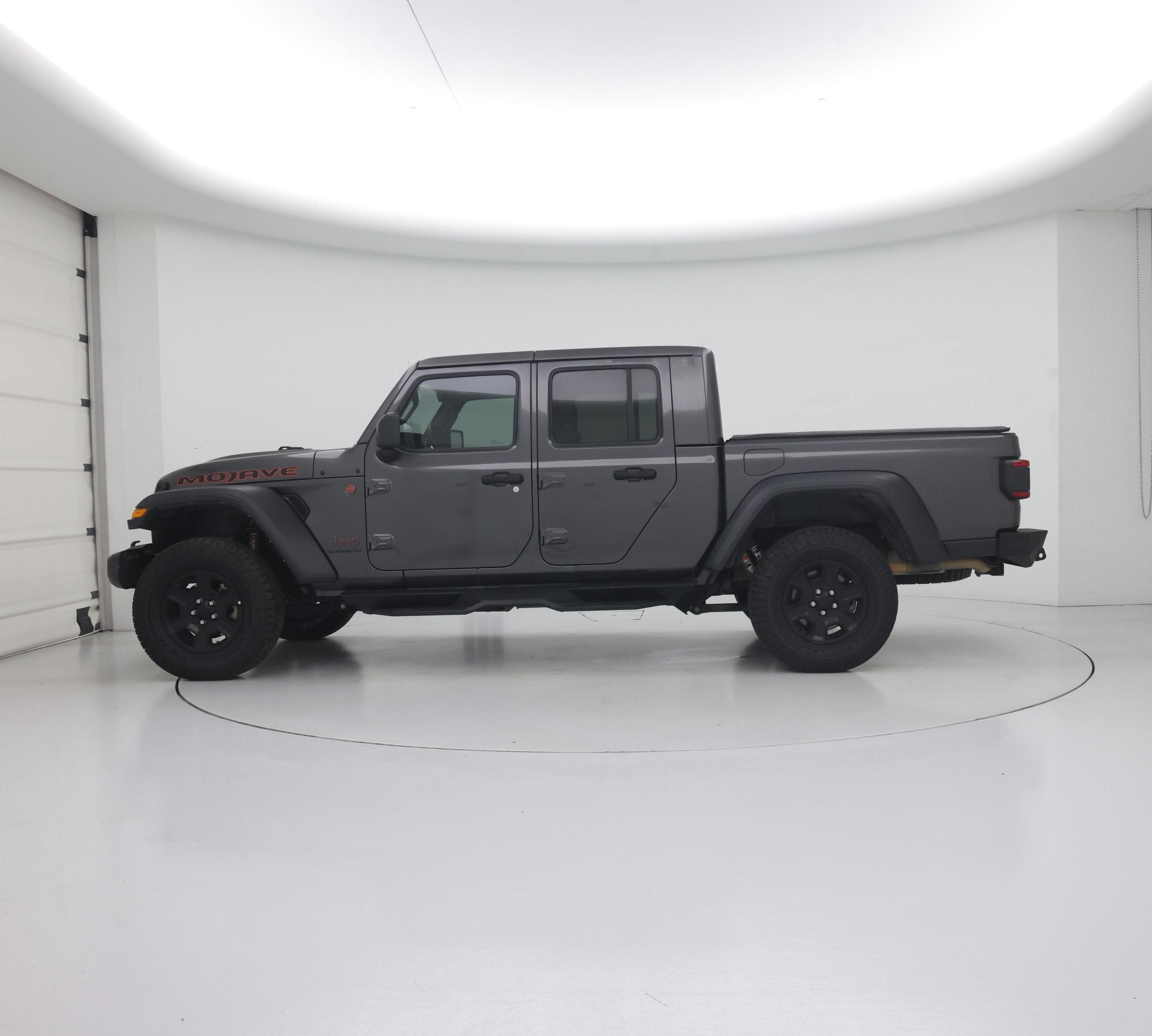 Thumbnail: 2021 Jeep Gladiator - 3
