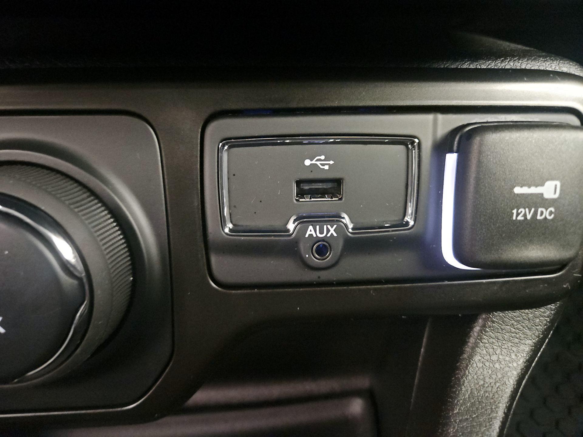 Thumbnail: 2023 Jeep Renegade - 18