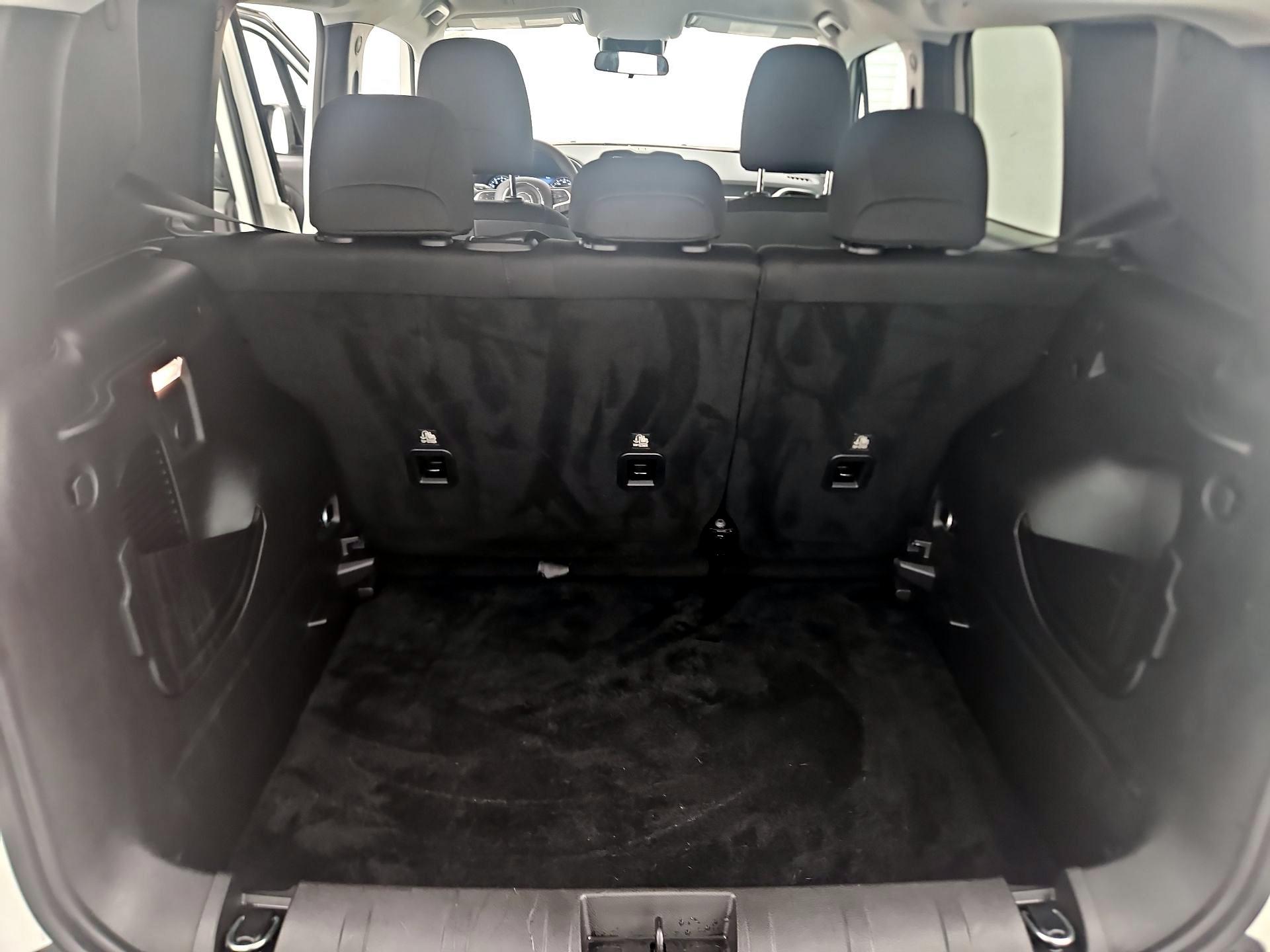 Thumbnail: 2023 Jeep Renegade - 20