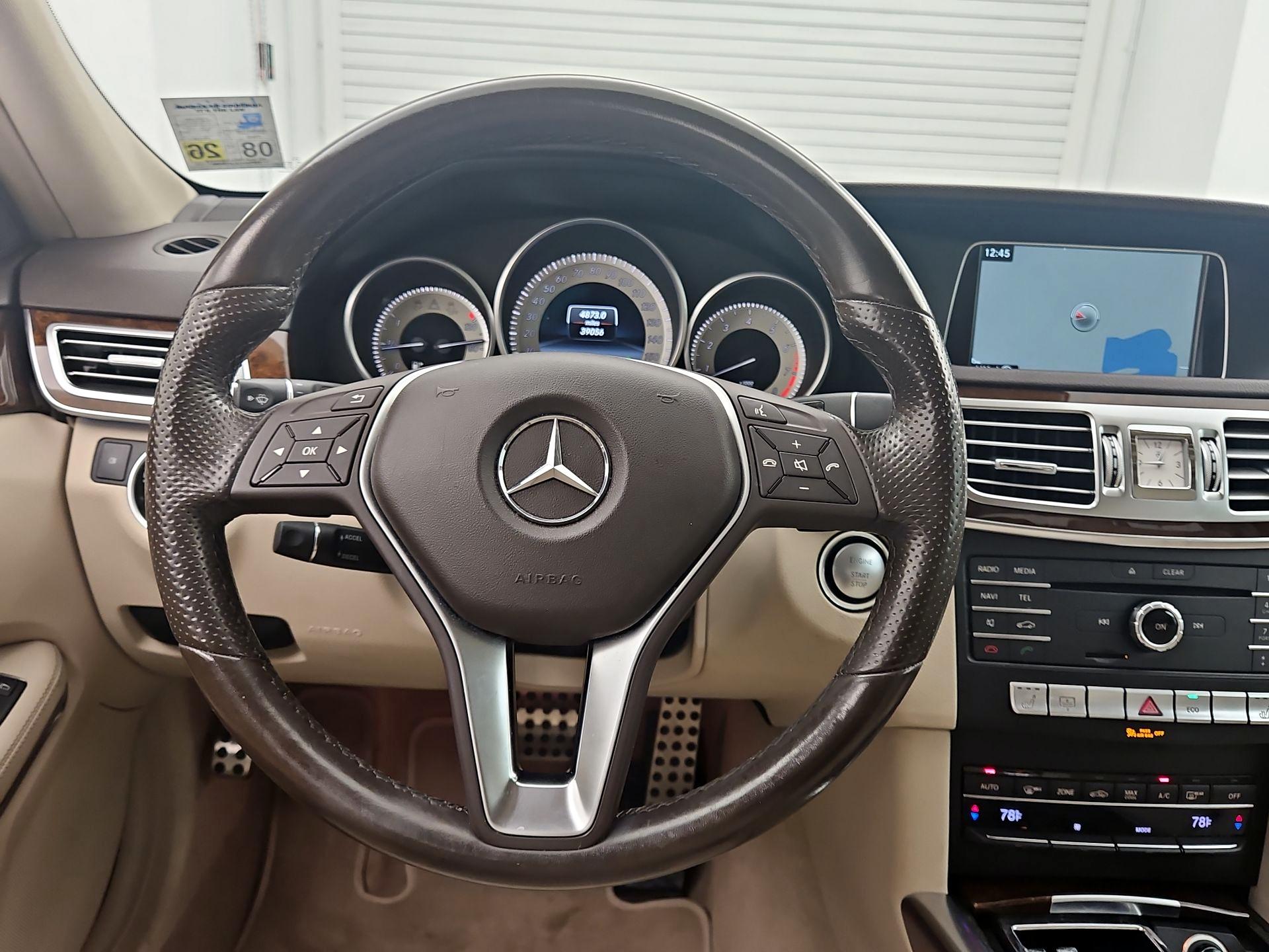 Thumbnail: 2016 Mercedes-Benz E-Class - 10