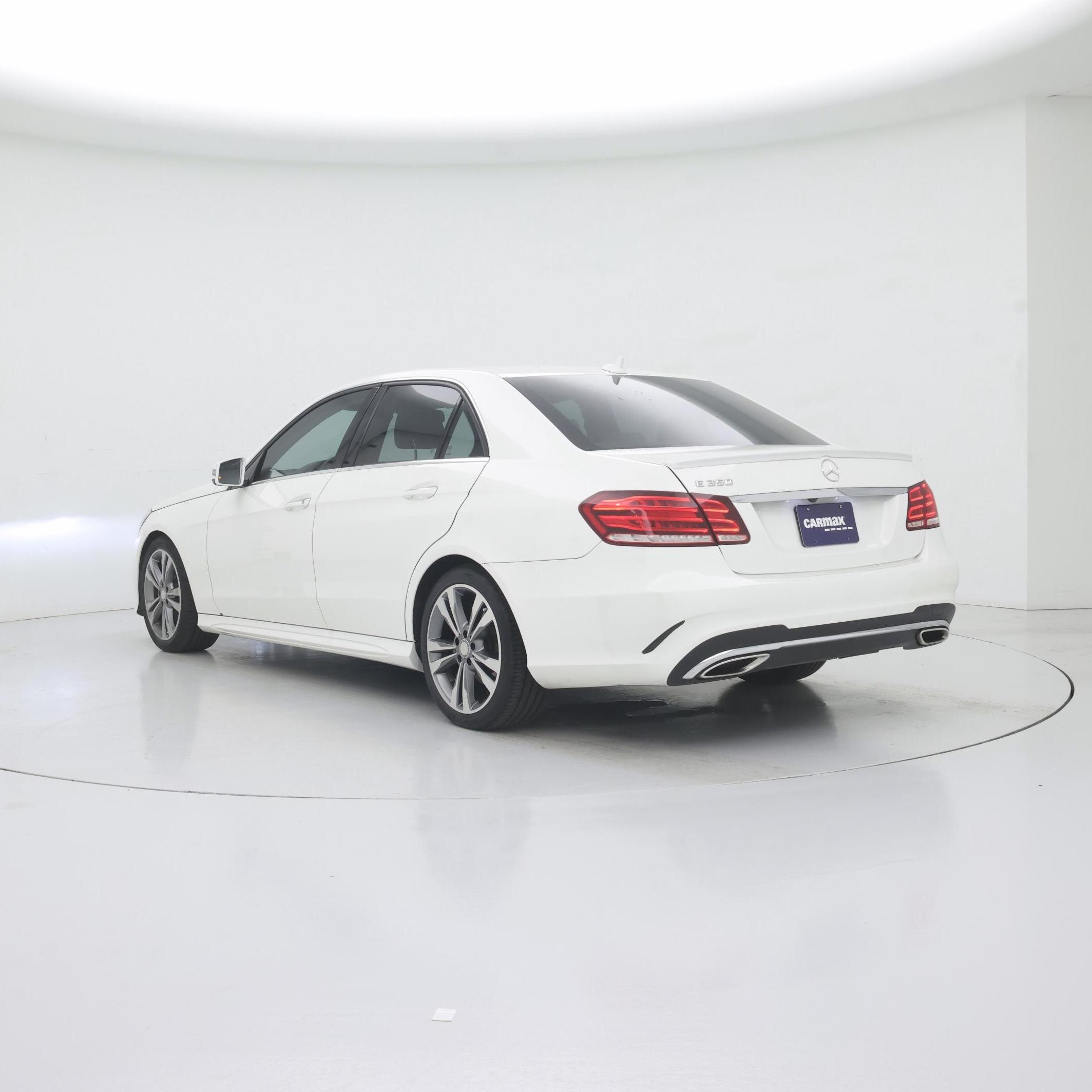 Thumbnail: 2016 Mercedes-Benz E-Class - 2