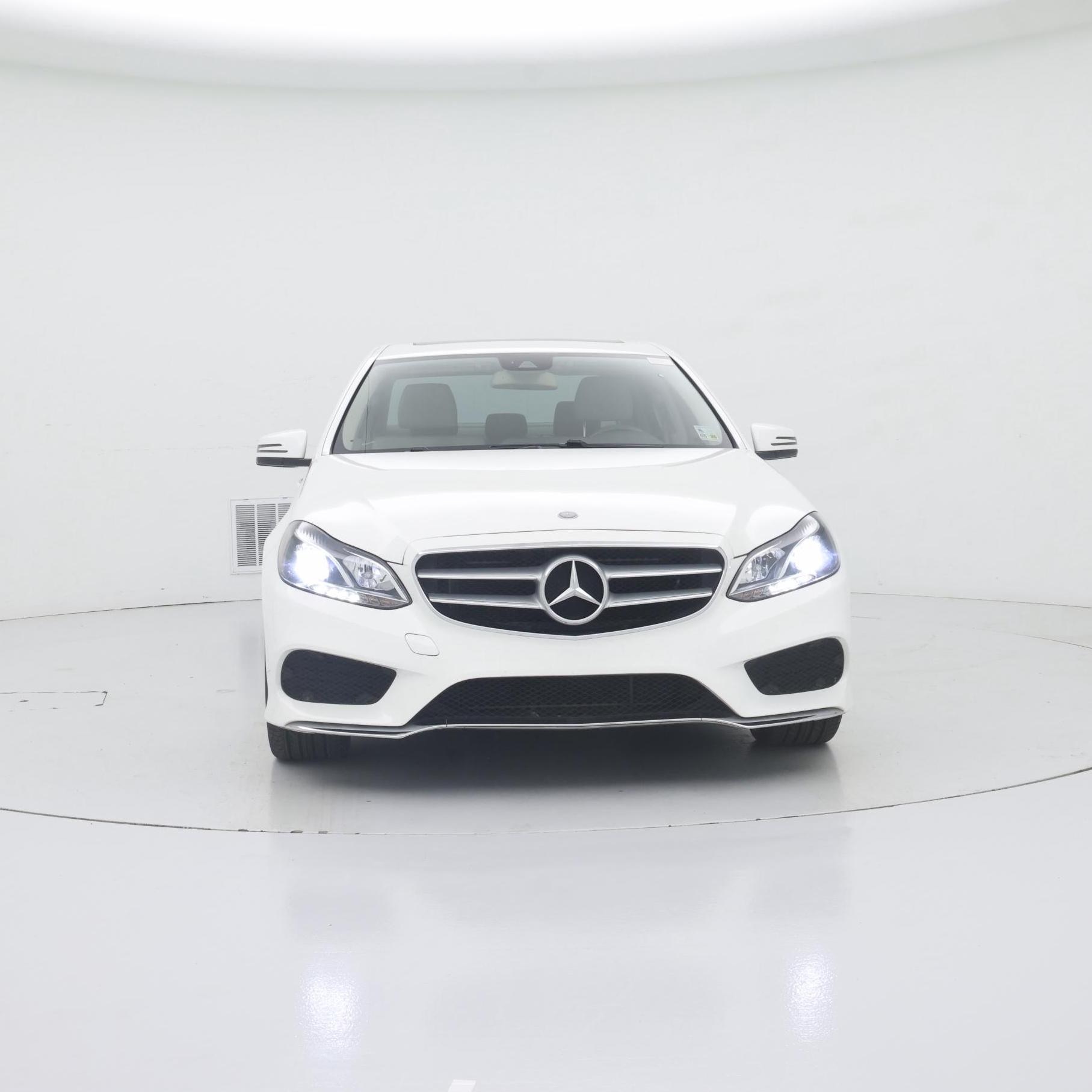 Thumbnail: 2016 Mercedes-Benz E-Class - 5