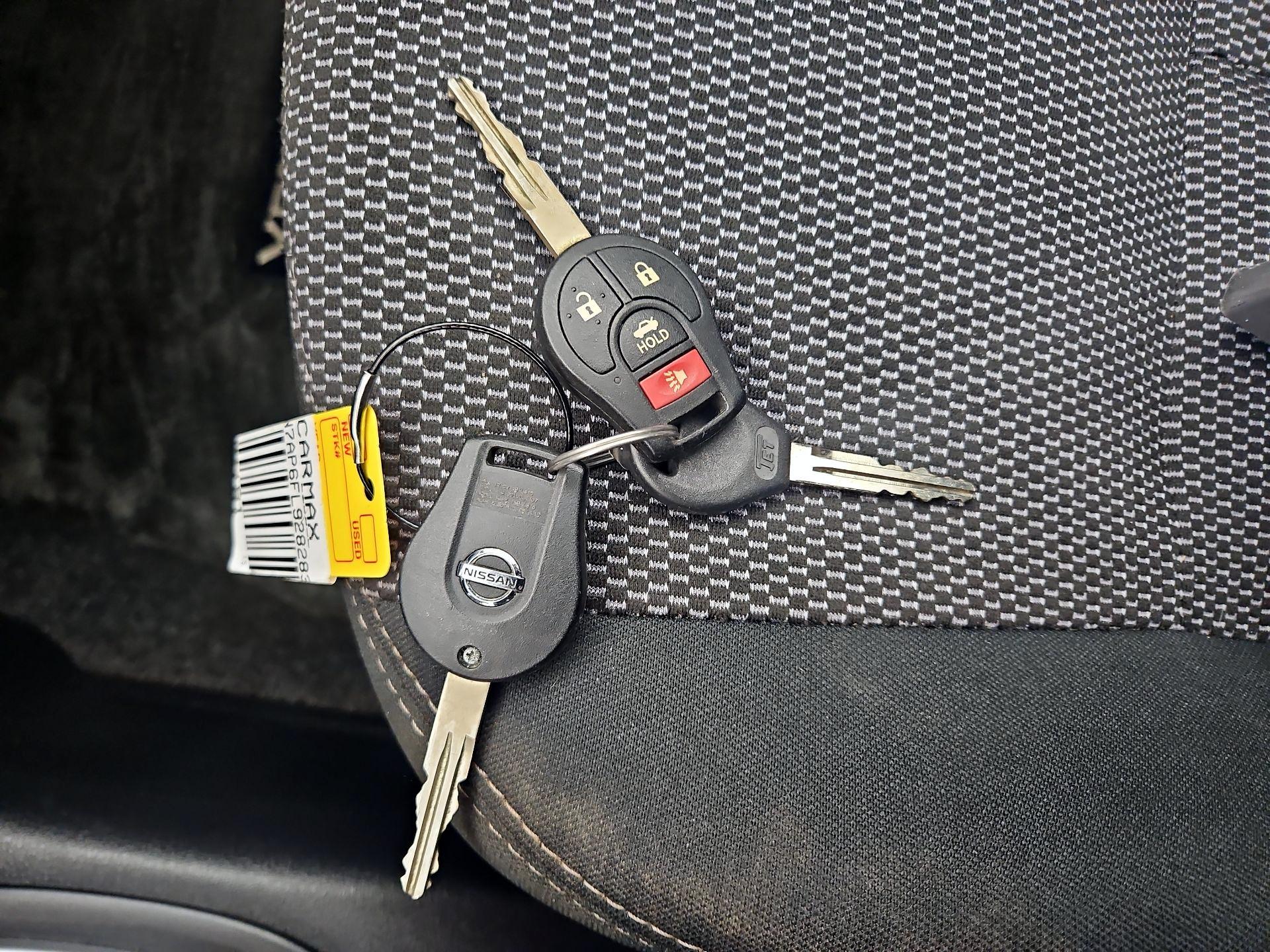 Thumbnail: 2015 Nissan Versa - 20