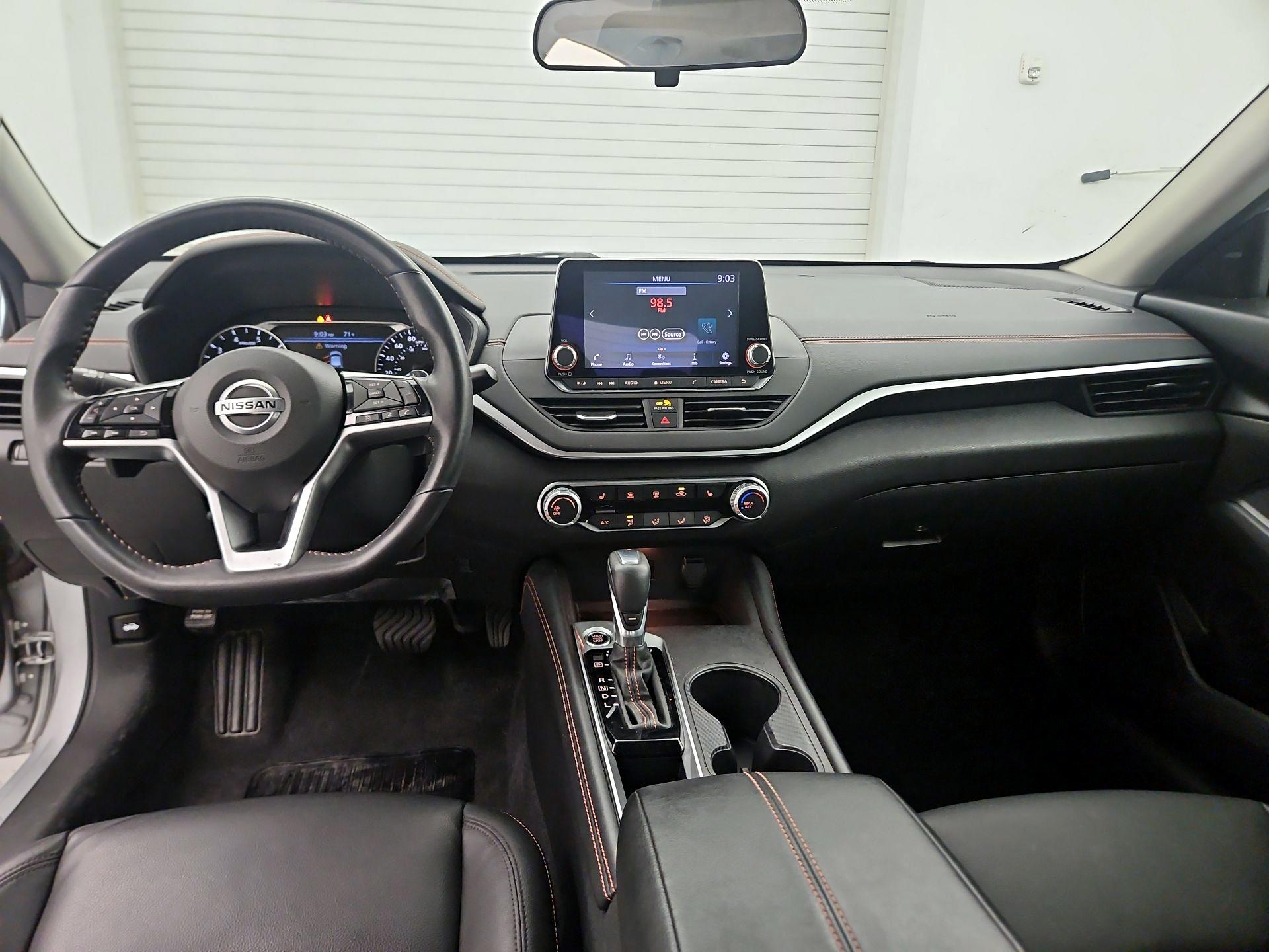 Thumbnail: 2021 Nissan Altima - 9