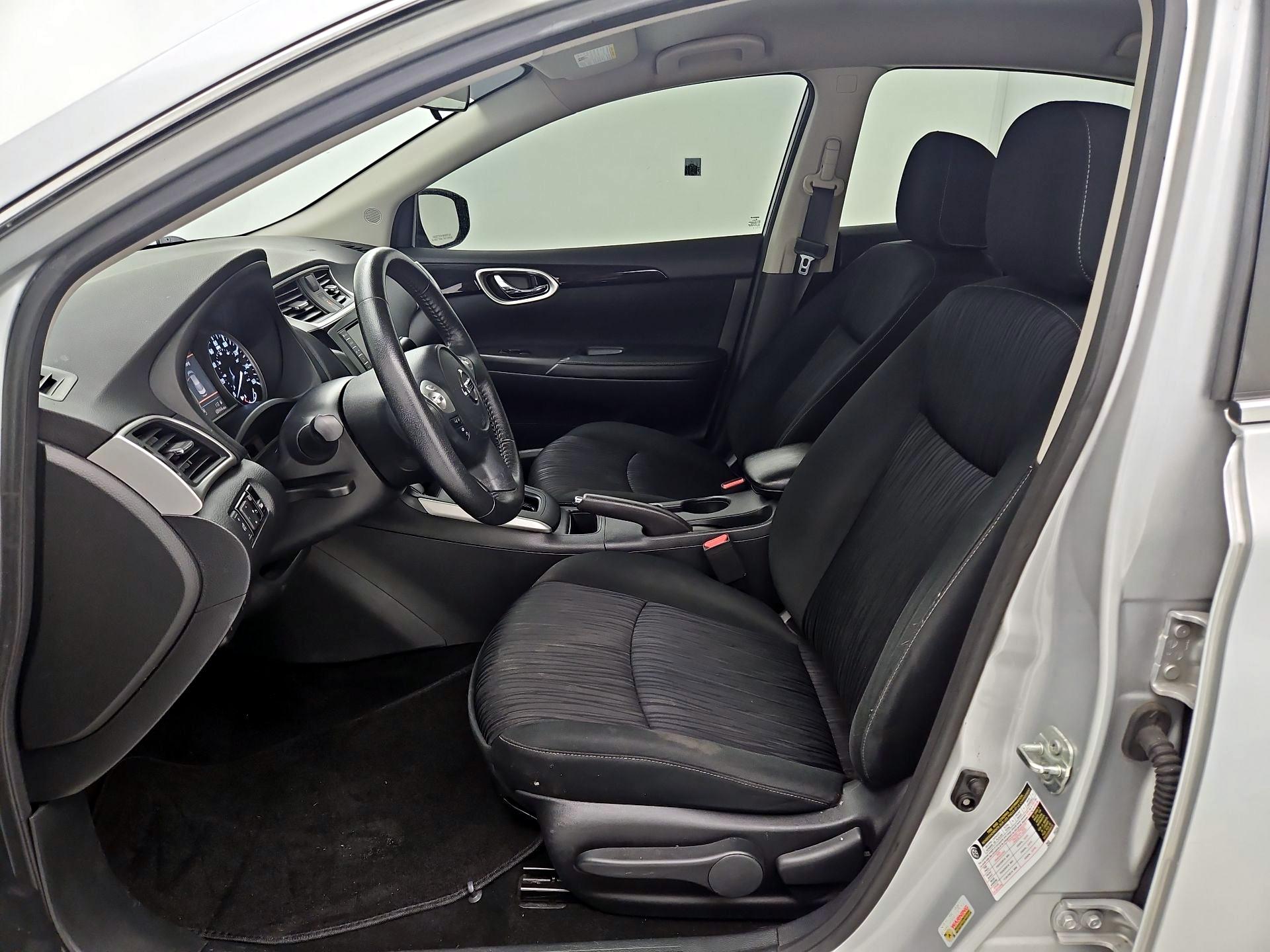 Thumbnail: 2019 Nissan Sentra - 11