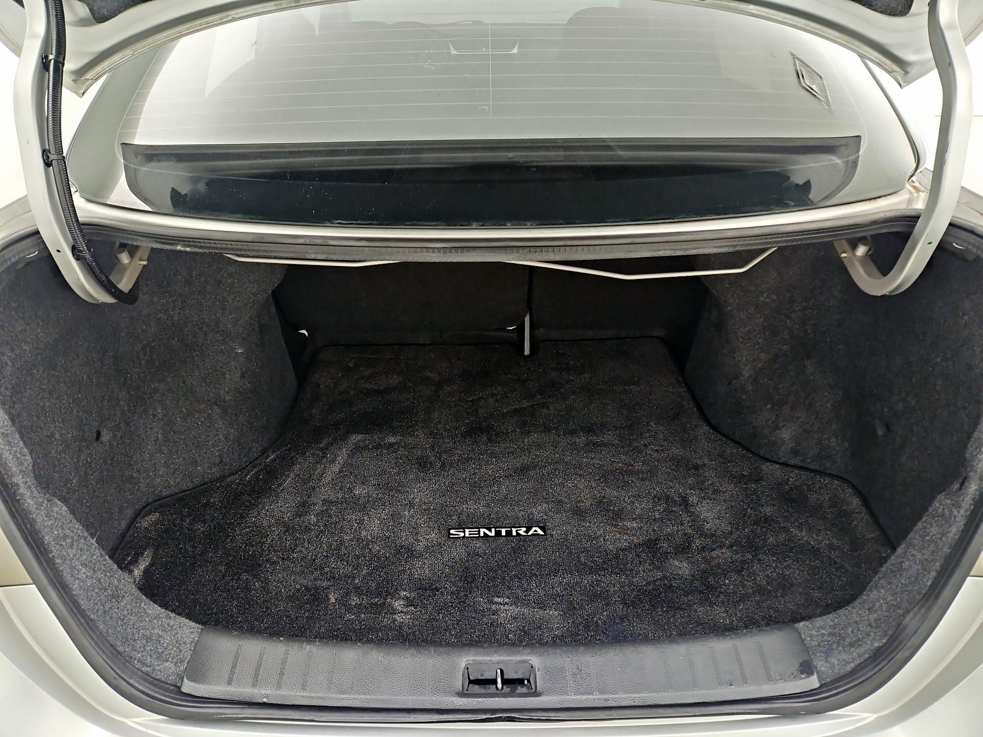 Thumbnail: 2019 Nissan Sentra - 20