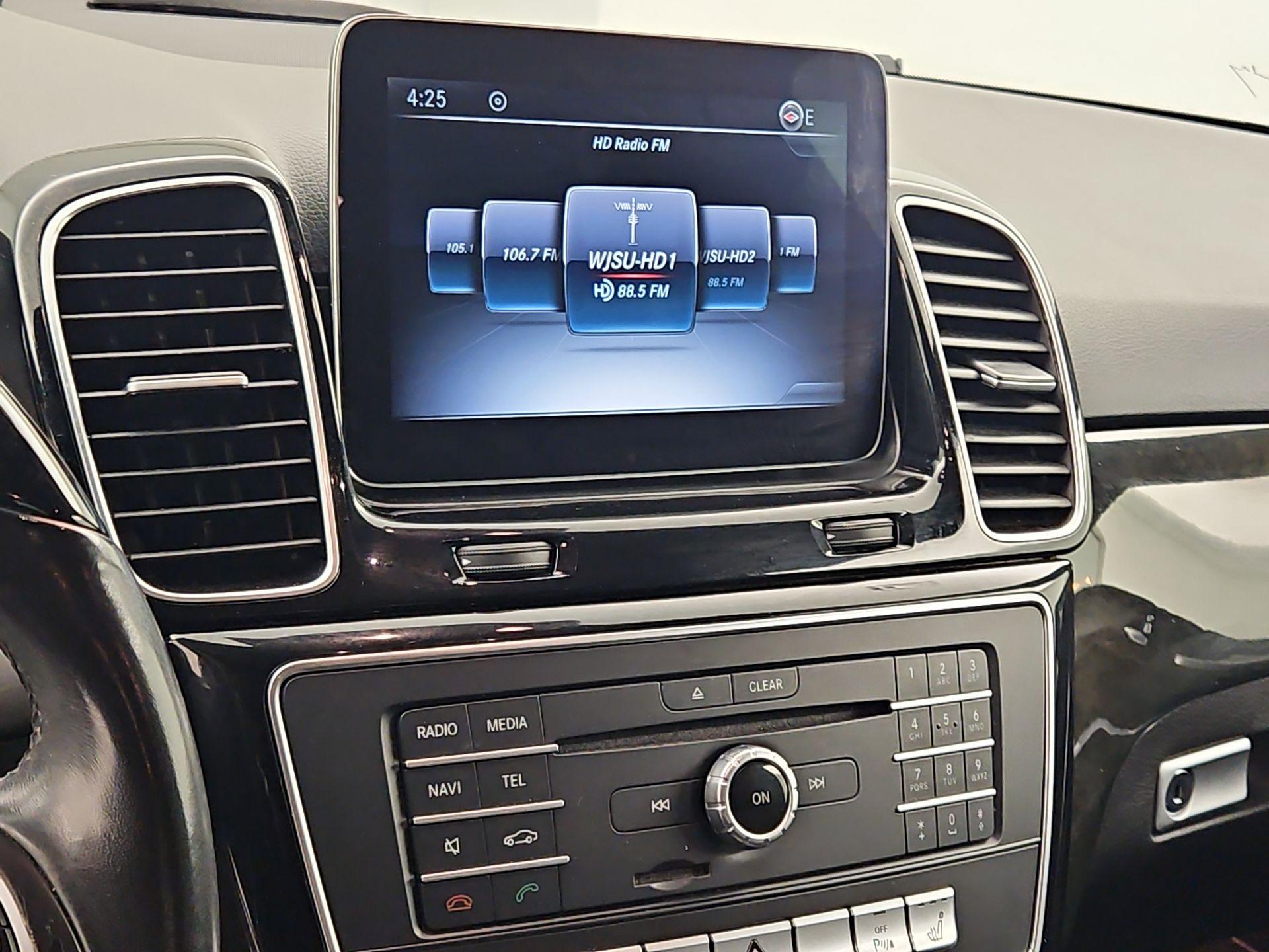 Thumbnail: 2018 Mercedes-Benz GLE - 16