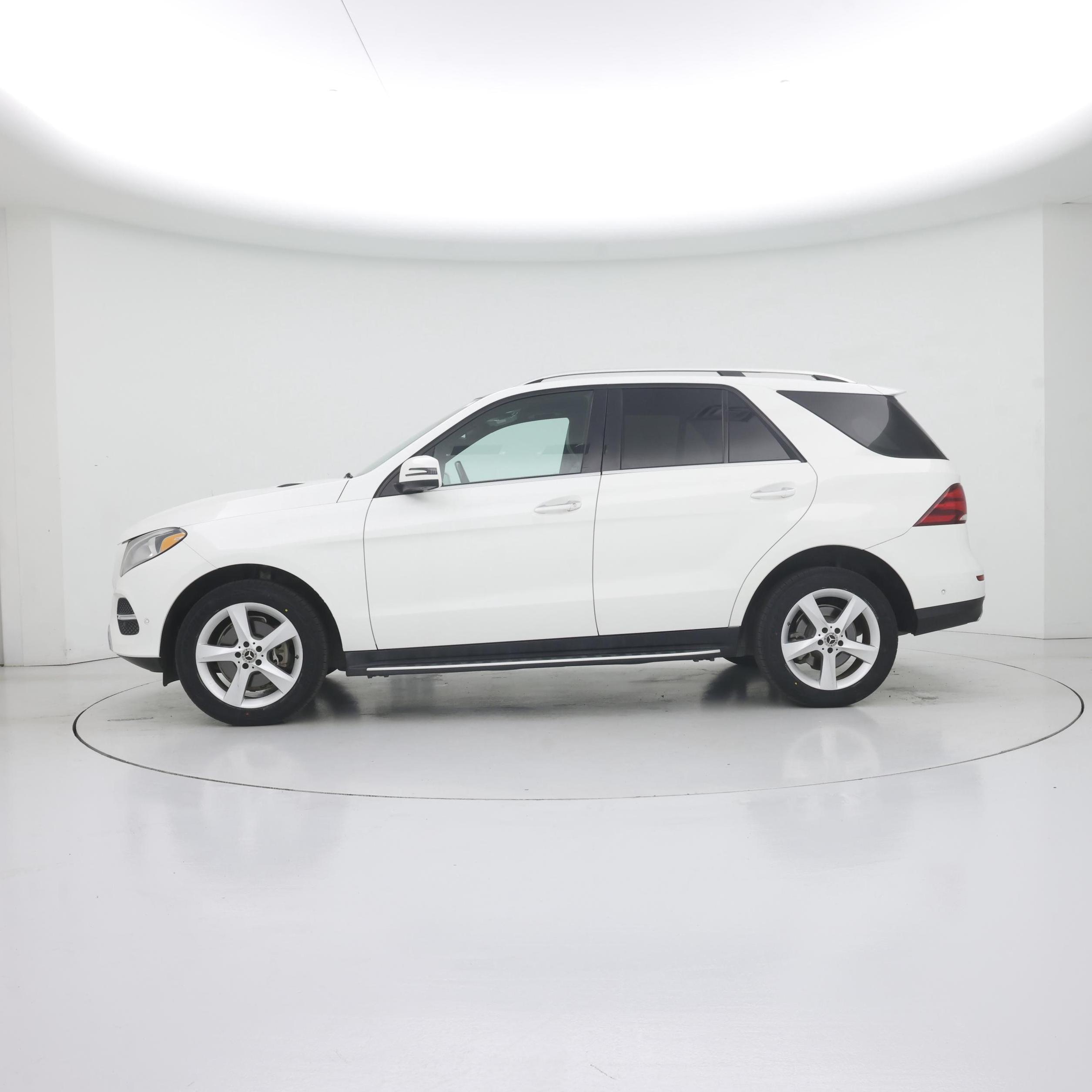 Thumbnail: 2018 Mercedes-Benz GLE - 3