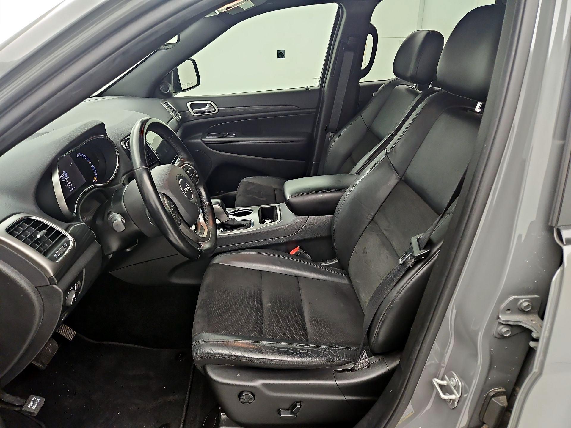 Thumbnail: 2020 Jeep Grand Cherokee - 11