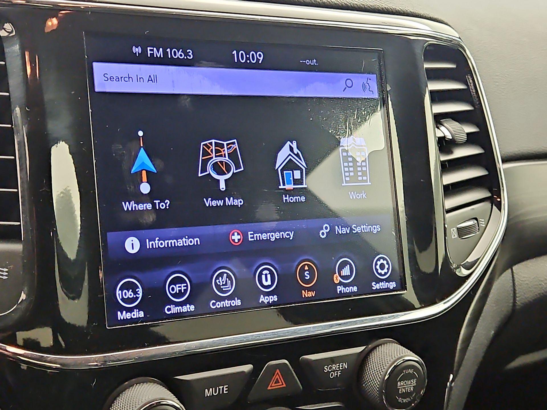 Thumbnail: 2020 Jeep Grand Cherokee - 14