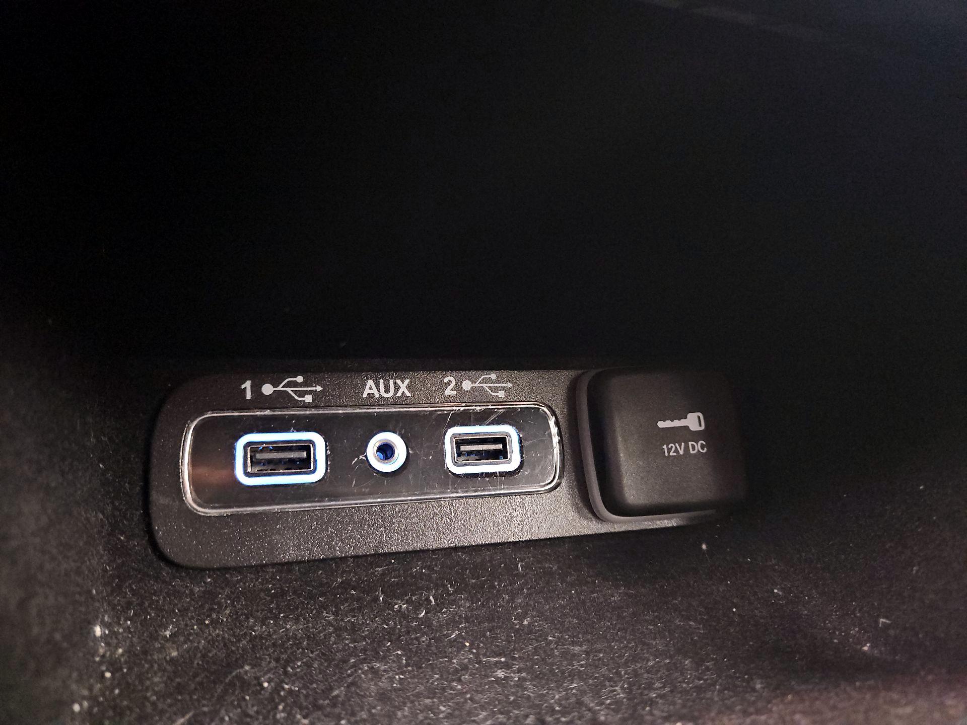 Thumbnail: 2020 Jeep Grand Cherokee - 19