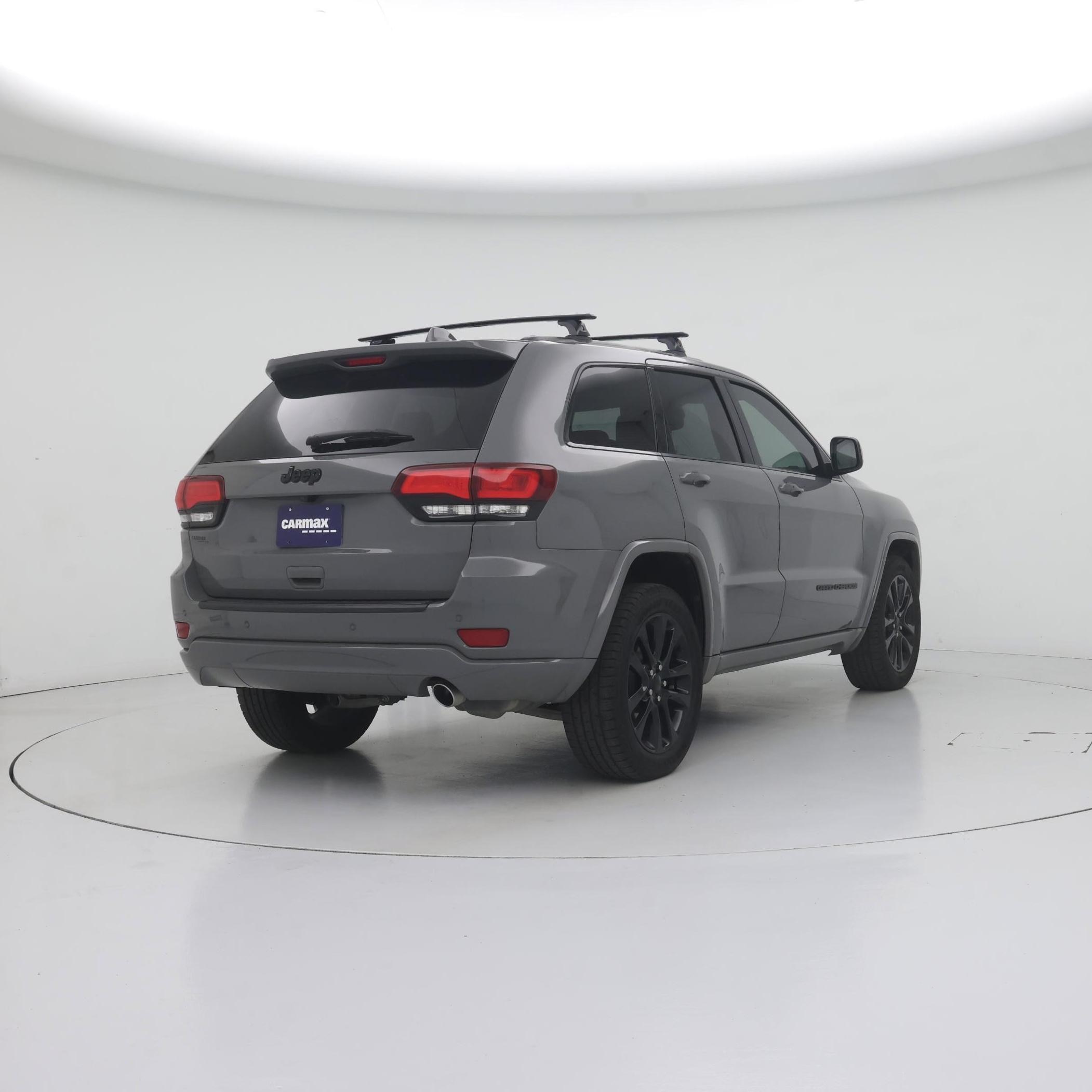 Thumbnail: 2020 Jeep Grand Cherokee - 8