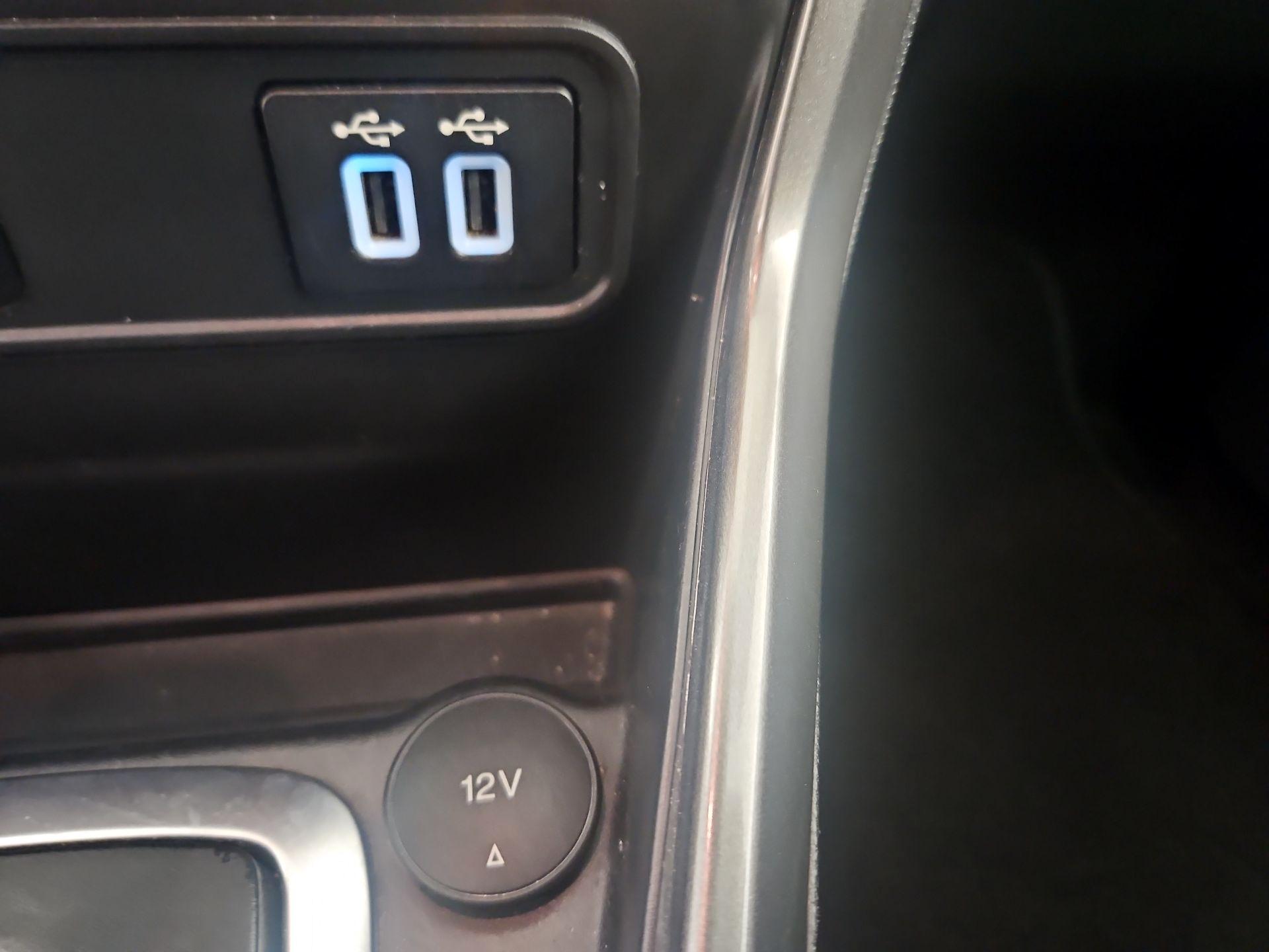 Thumbnail: 2020 Ford EcoSport - 17