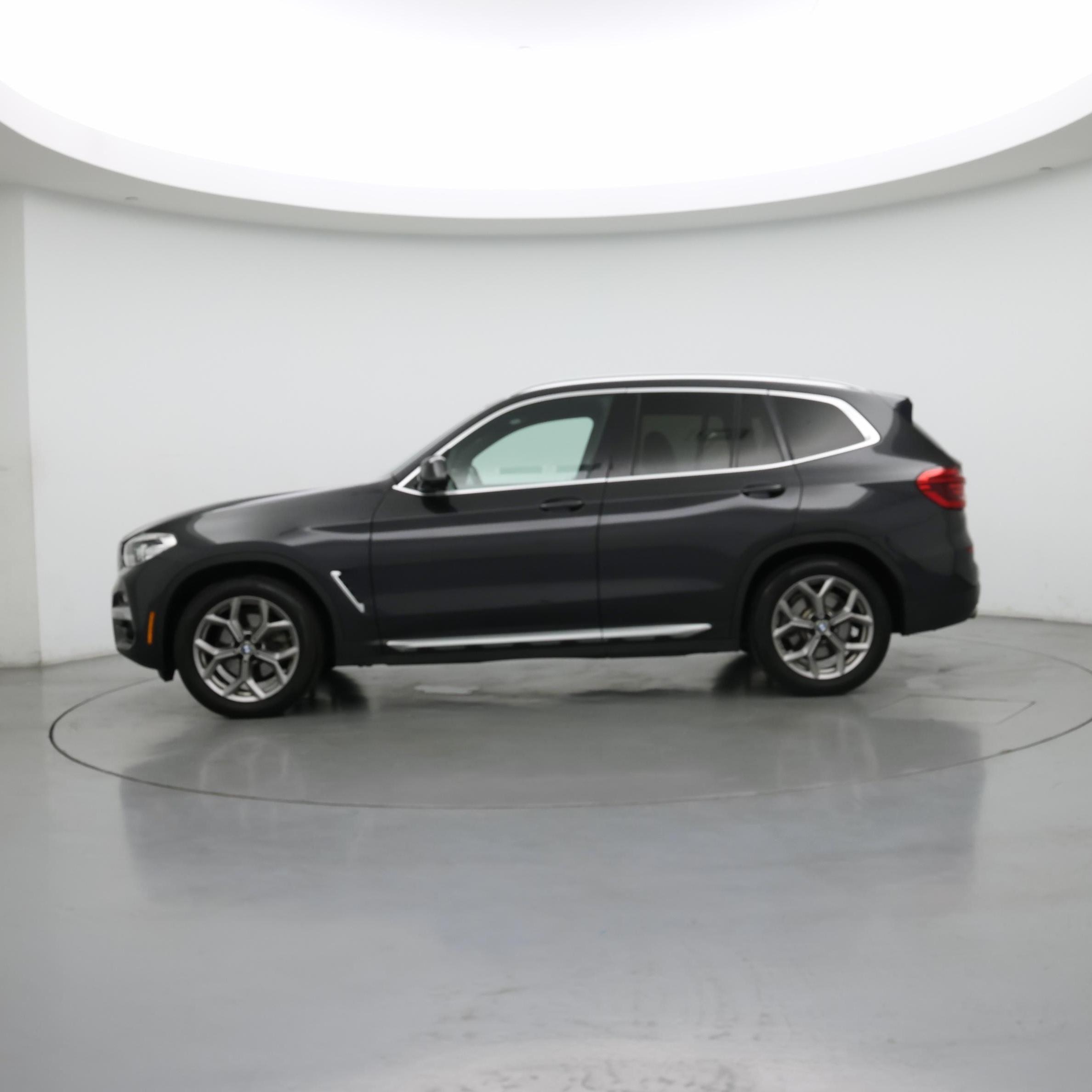 Thumbnail: 2021 BMW X3 - 3