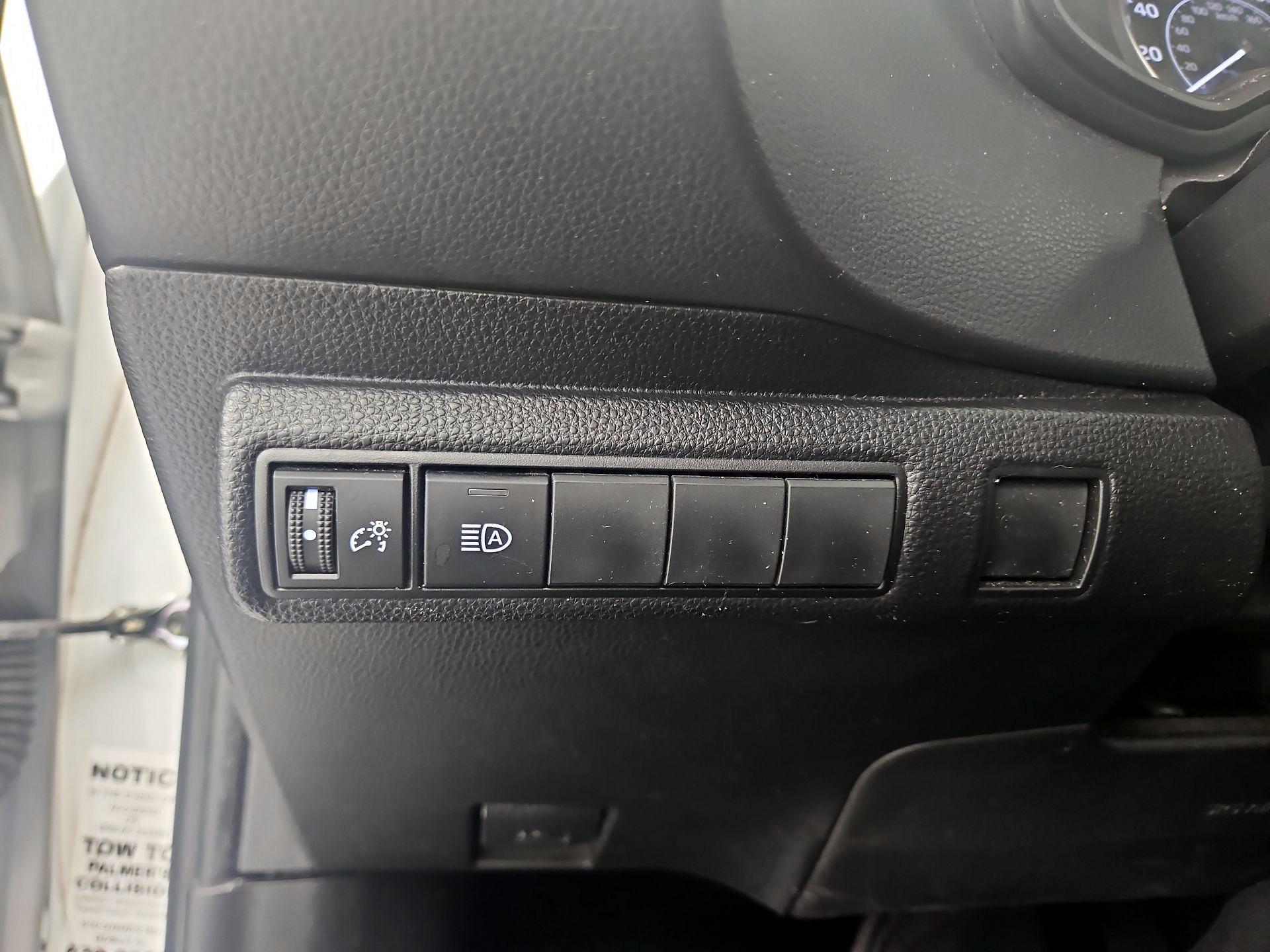 Thumbnail: 2021 Toyota Corolla - 13