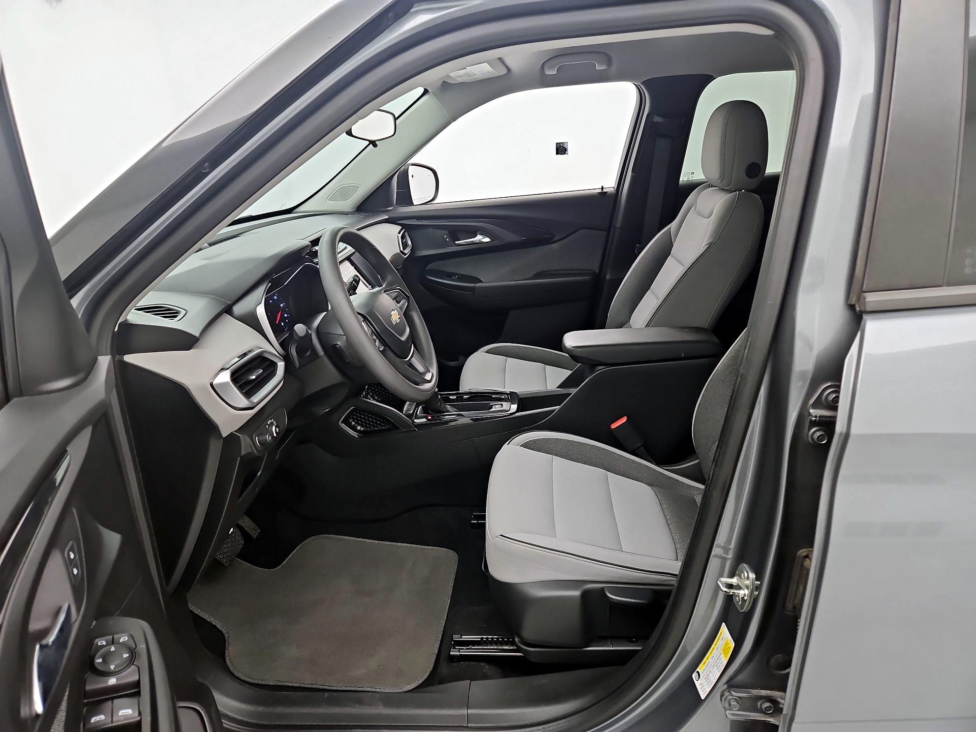 Thumbnail: 2021 Chevrolet TrailBlazer - 11