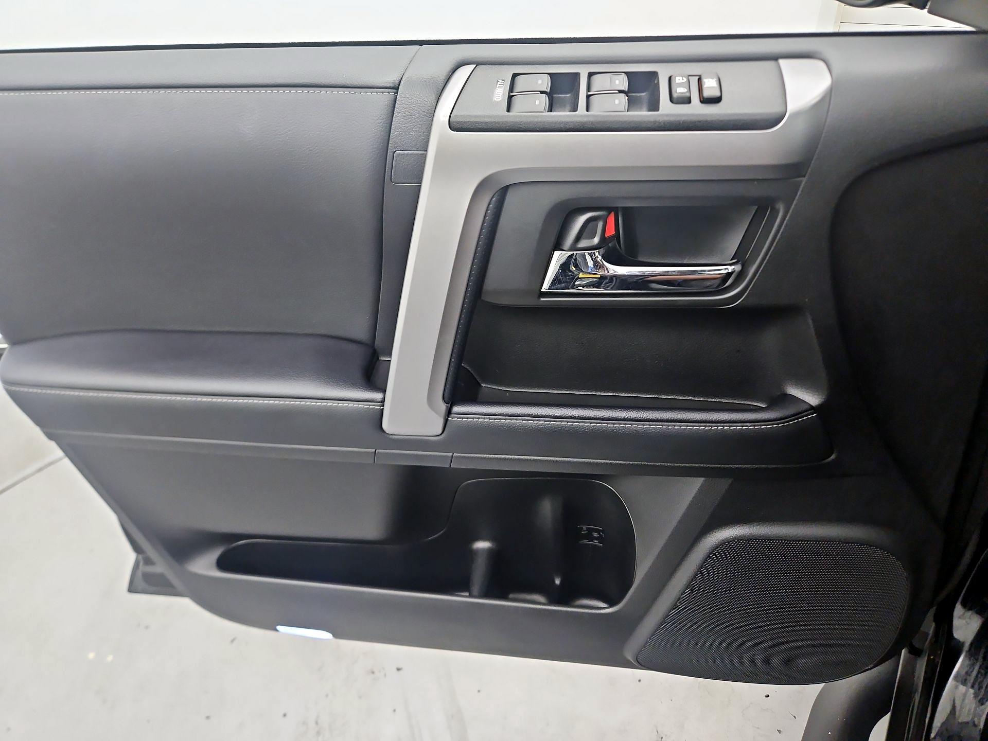 Thumbnail: 2024 Toyota 4Runner - 12