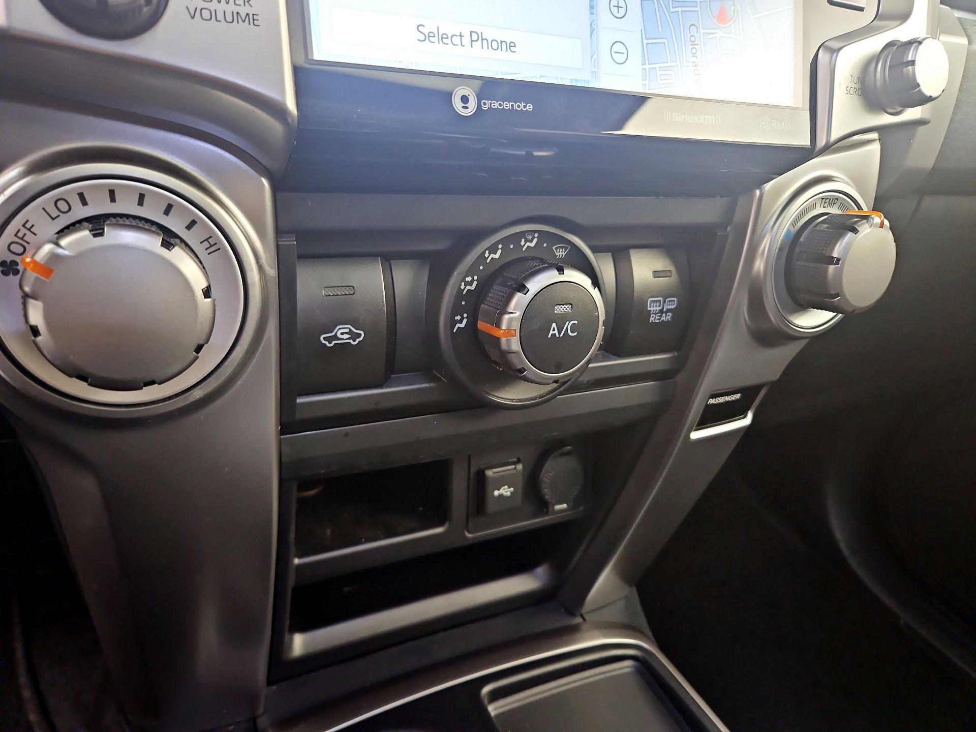 Thumbnail: 2024 Toyota 4Runner - 16