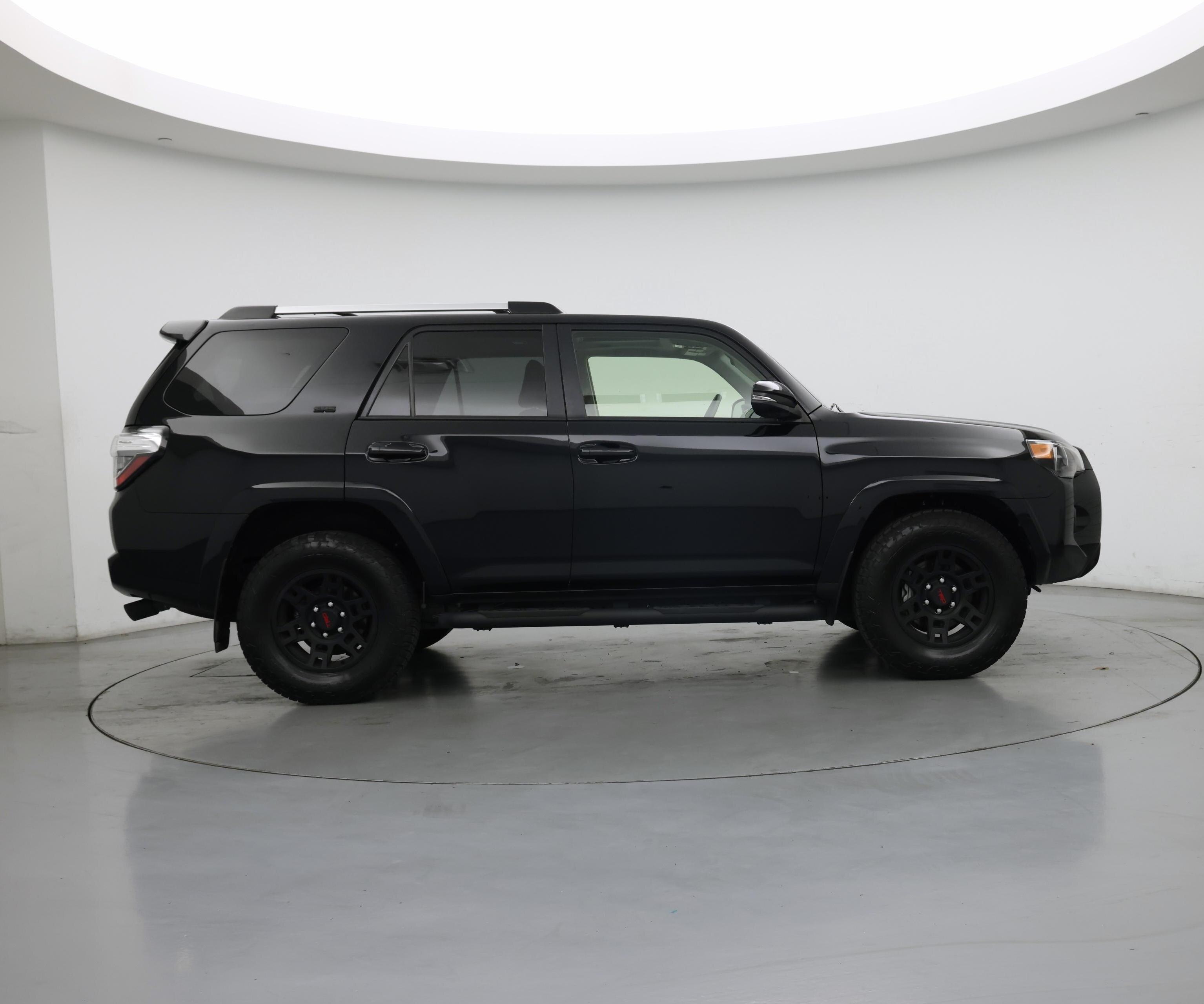 Thumbnail: 2024 Toyota 4Runner - 7