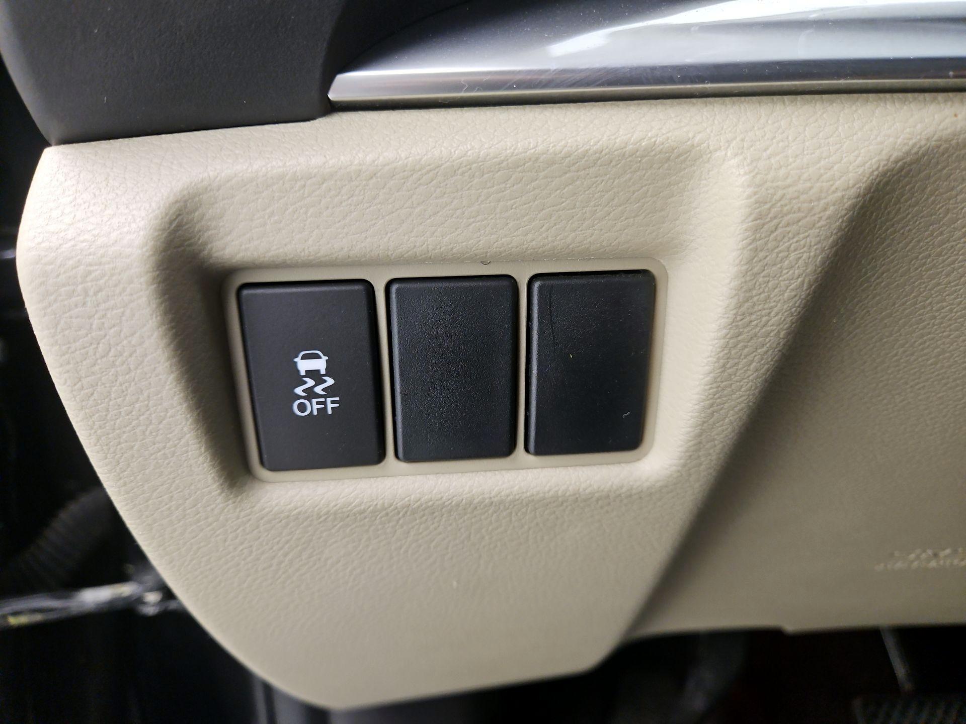 Thumbnail: 2016 Acura MDX - 13