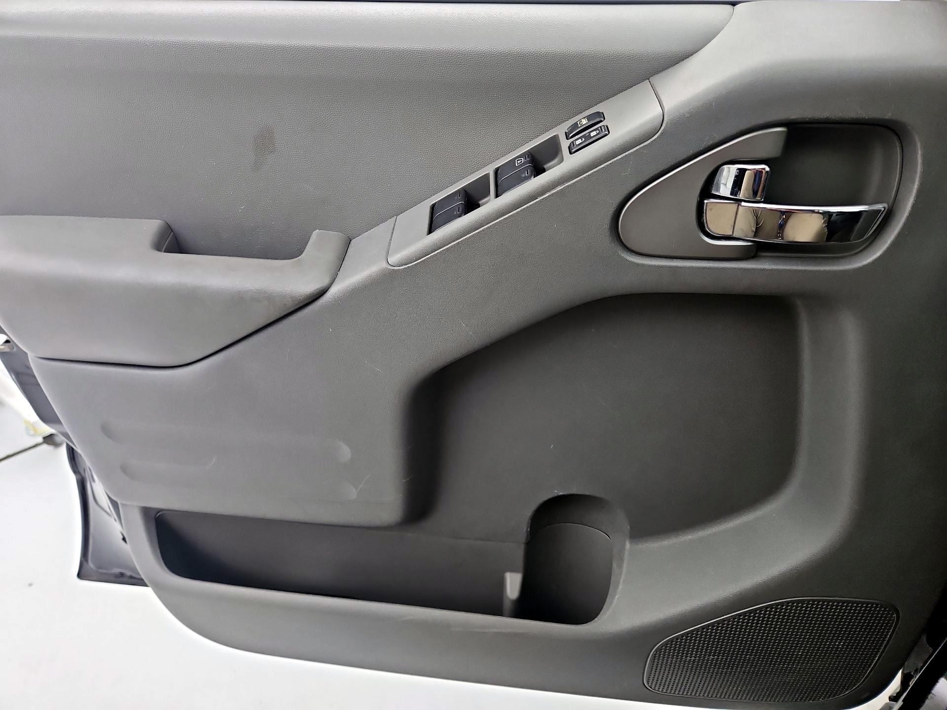 Thumbnail: 2018 Nissan Frontier - 12