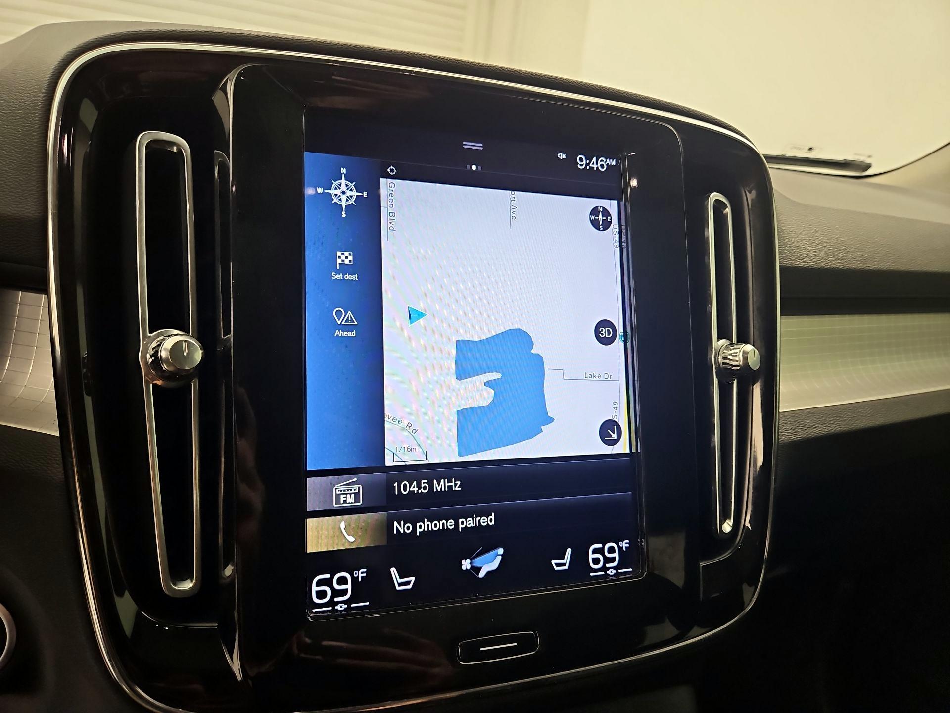 Thumbnail: 2019 Volvo XC40 - 14