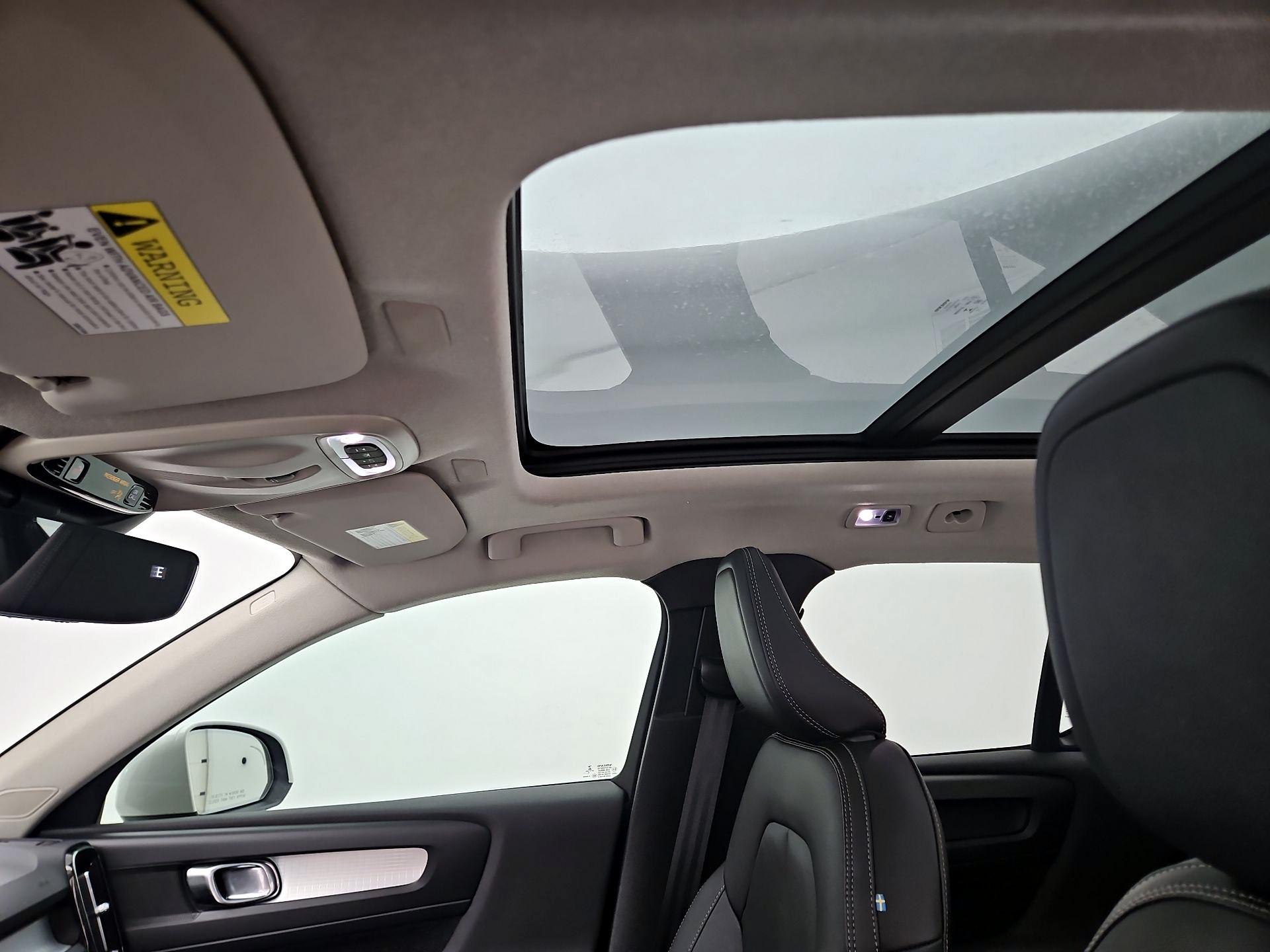 Thumbnail: 2019 Volvo XC40 - 20