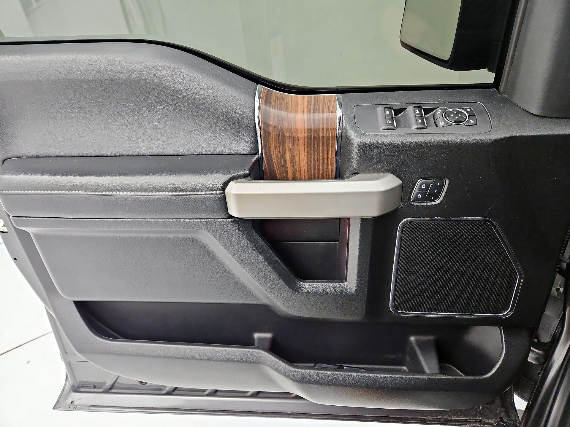 Thumbnail: 2016 Ford F-150 - 12