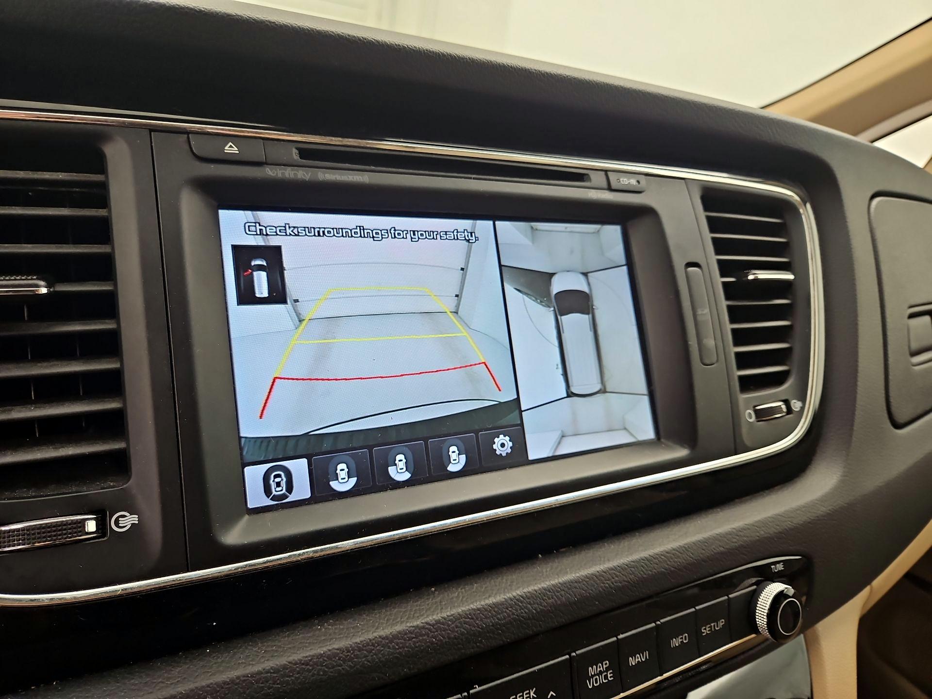 Thumbnail: 2018 Kia Sedona - 15