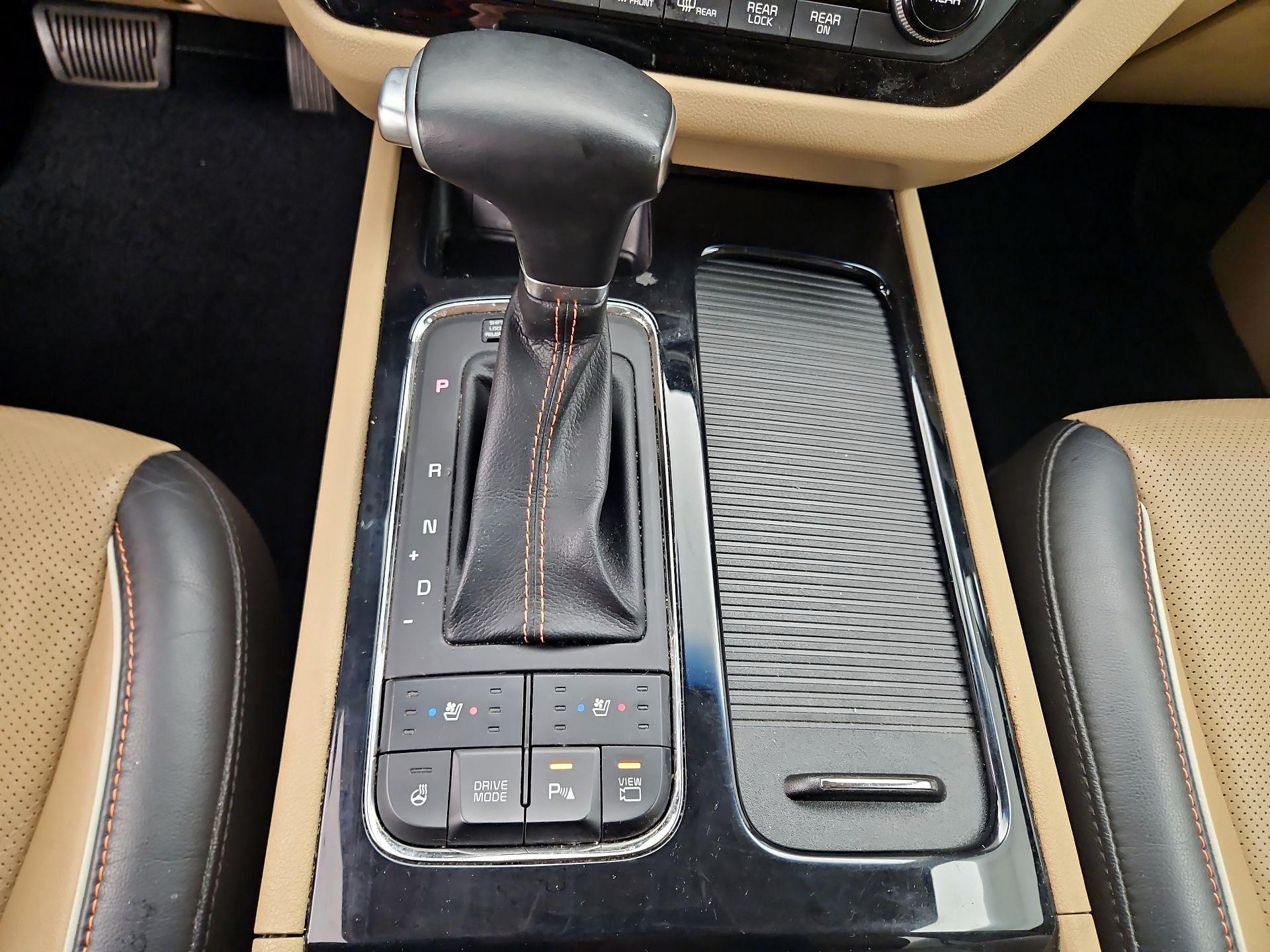 Thumbnail: 2018 Kia Sedona - 18