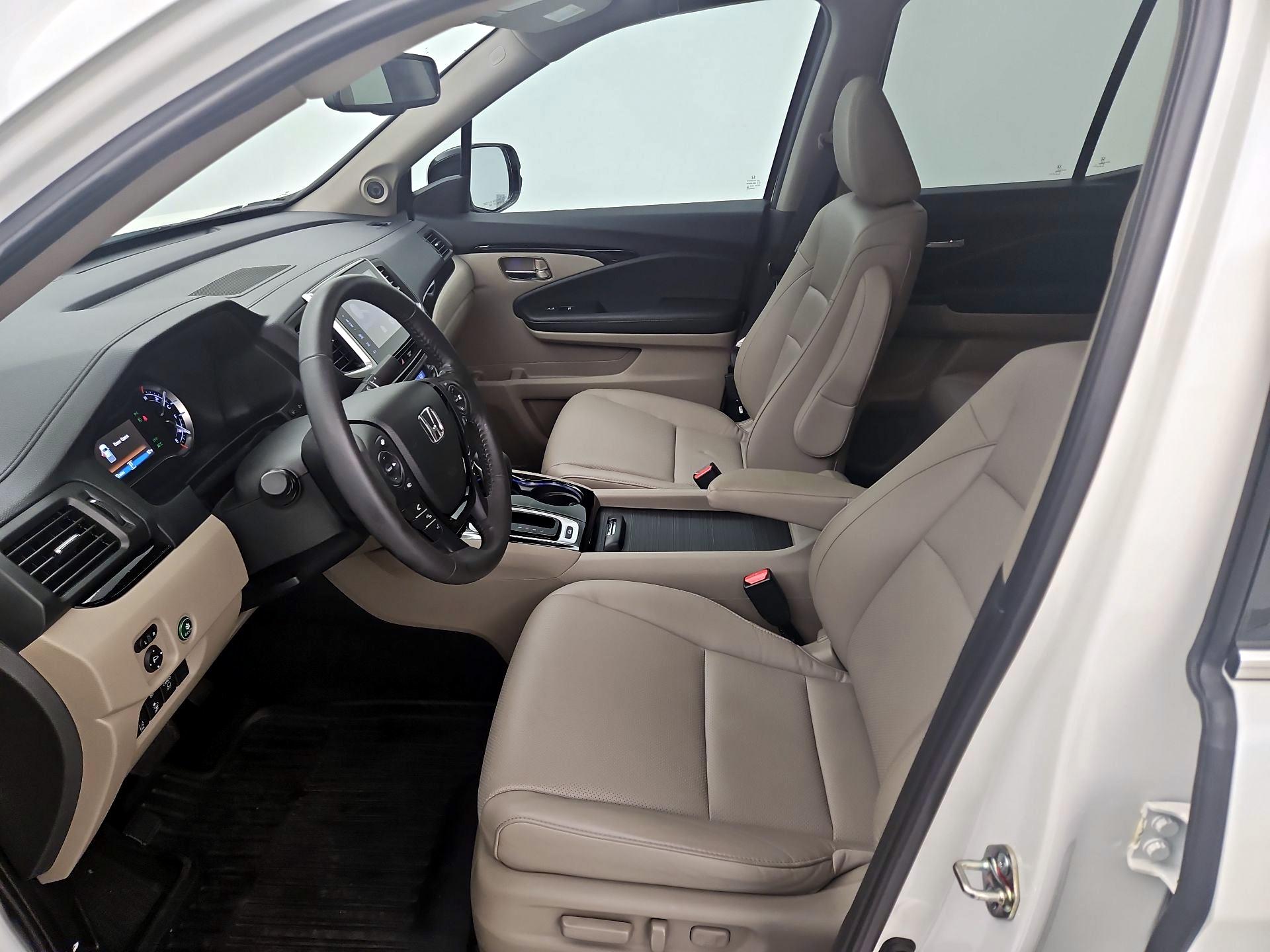 Thumbnail: 2019 Honda Ridgeline - 11