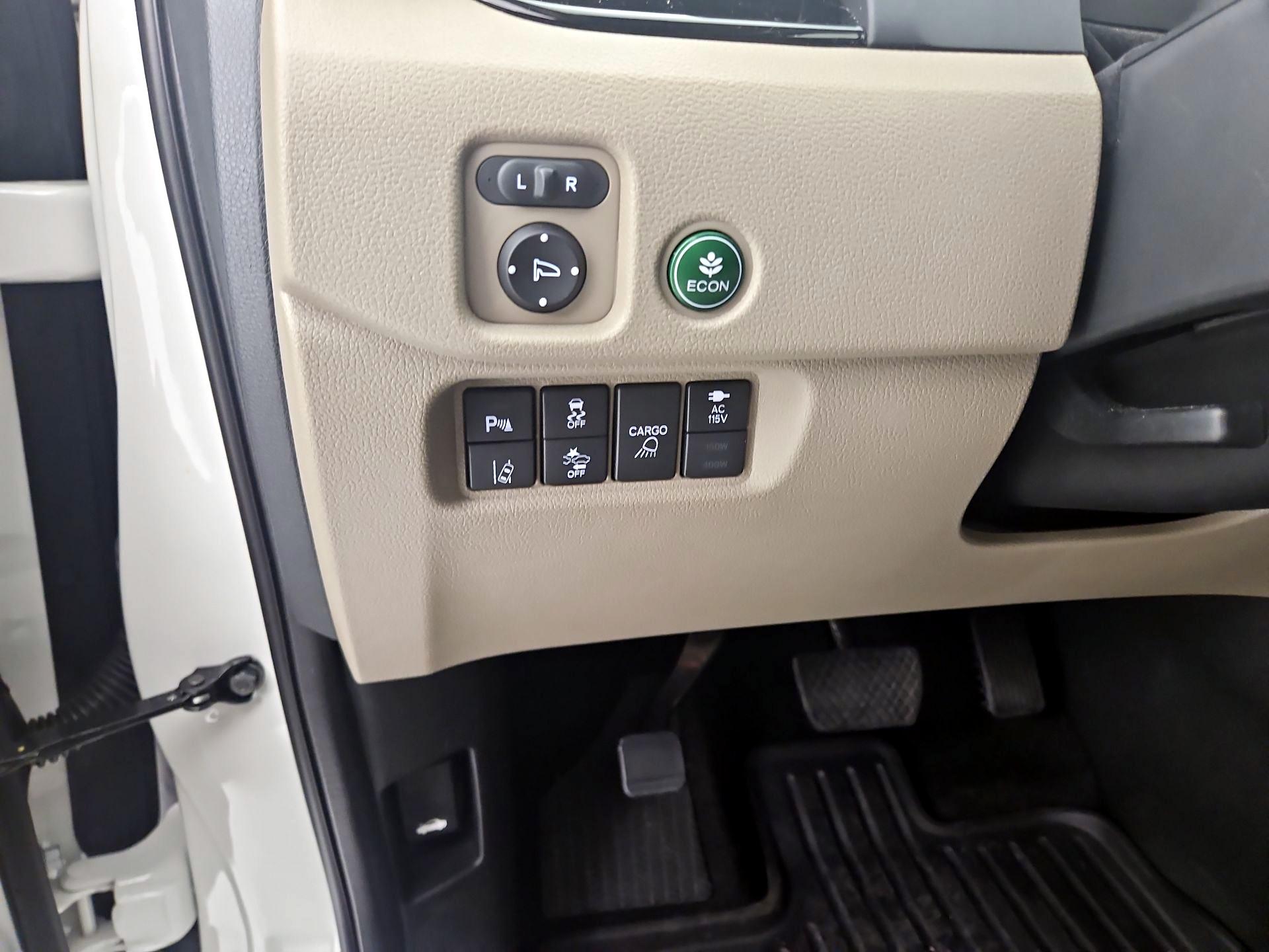 Thumbnail: 2019 Honda Ridgeline - 13