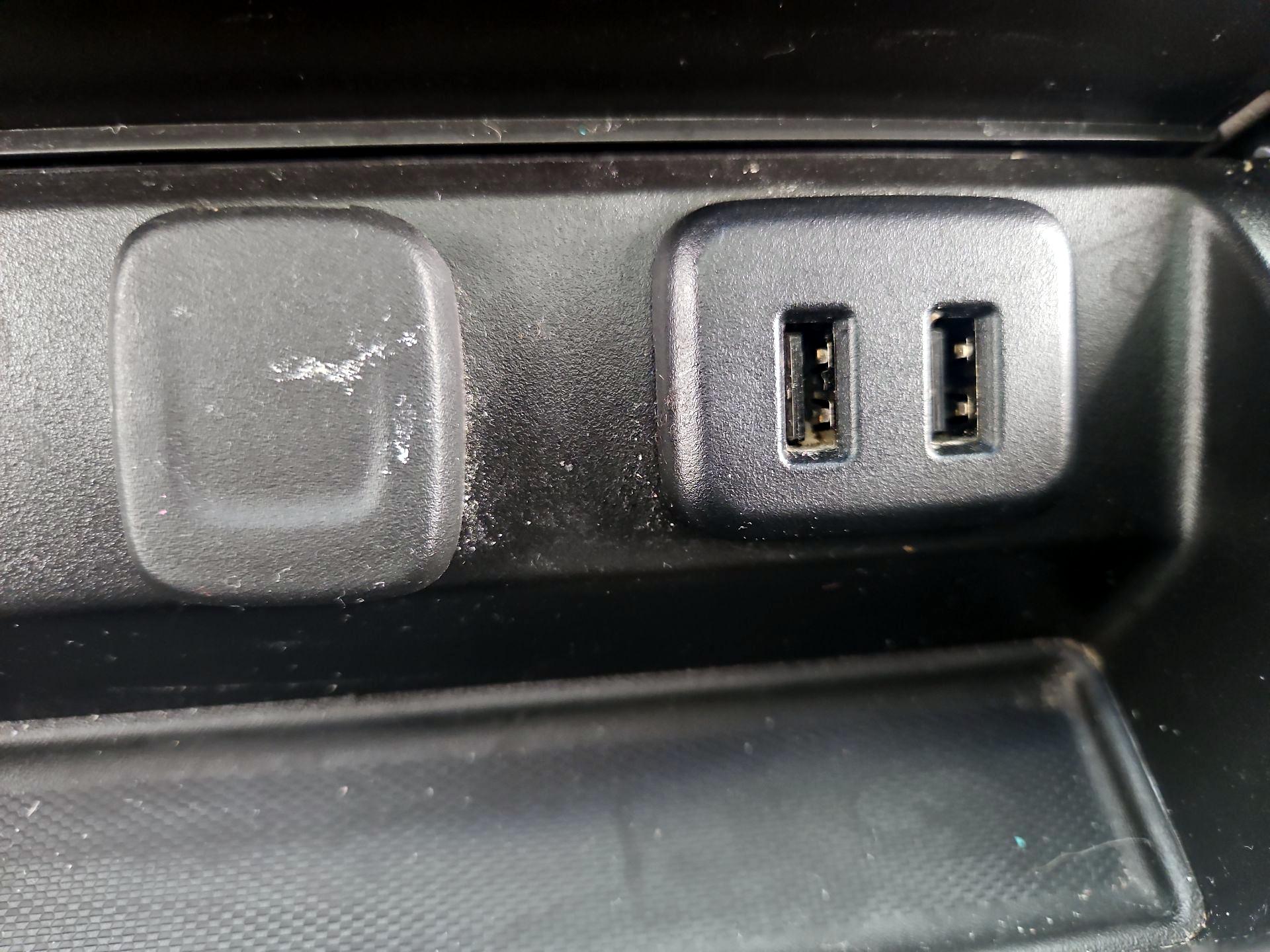 Thumbnail: 2019 GMC Yukon - 19