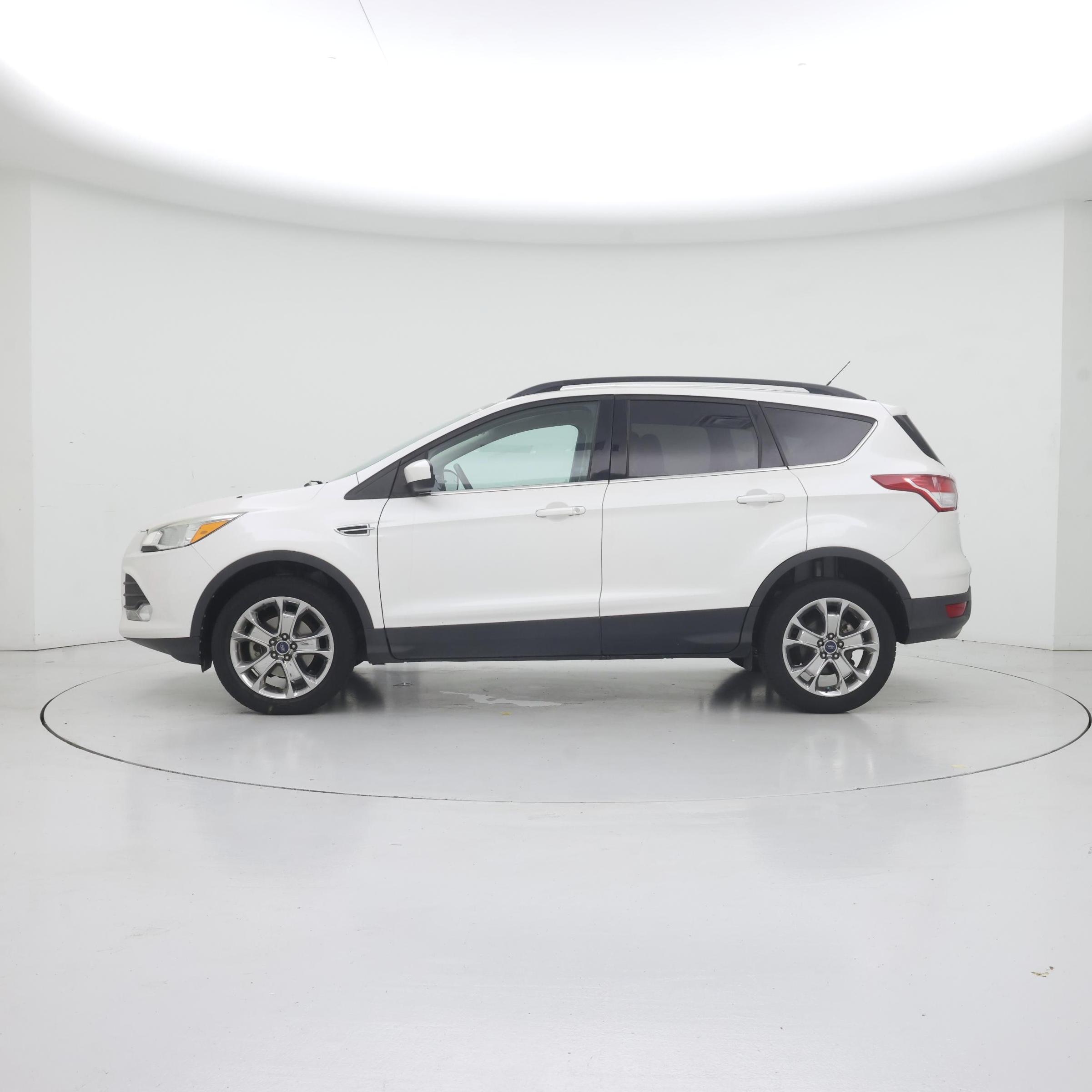 Thumbnail: 2014 Ford Escape - 3