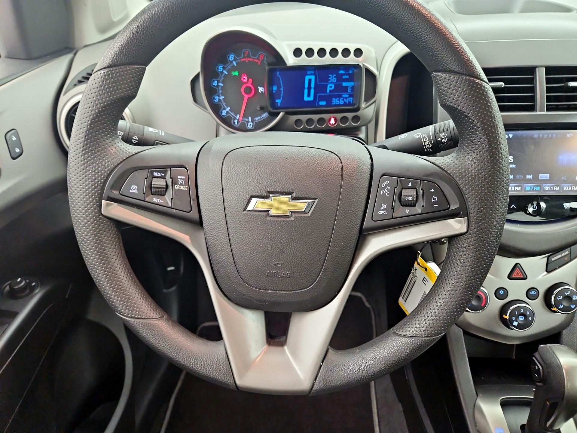 Thumbnail: 2015 Chevrolet Sonic - 10