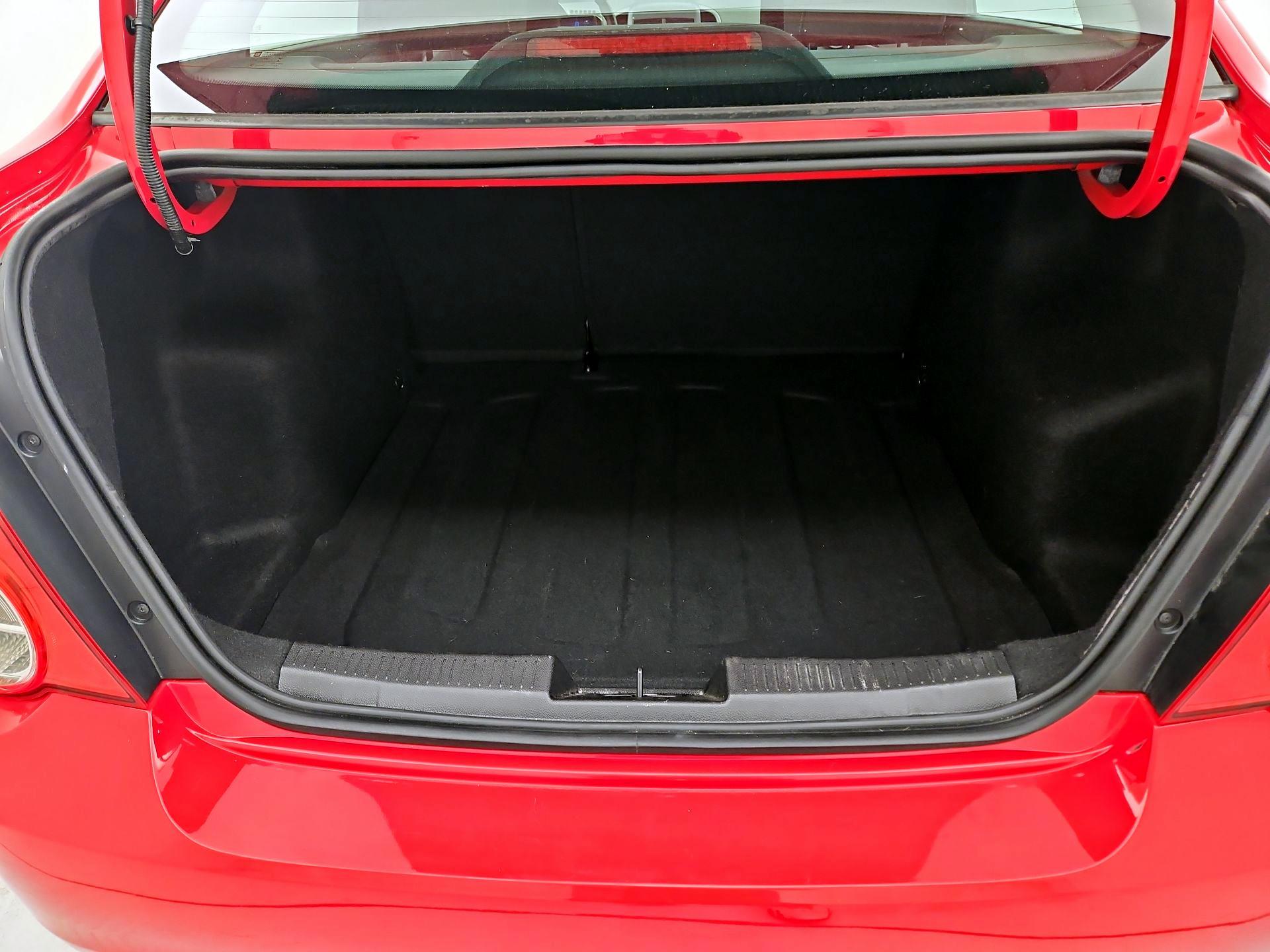 Thumbnail: 2015 Chevrolet Sonic - 19