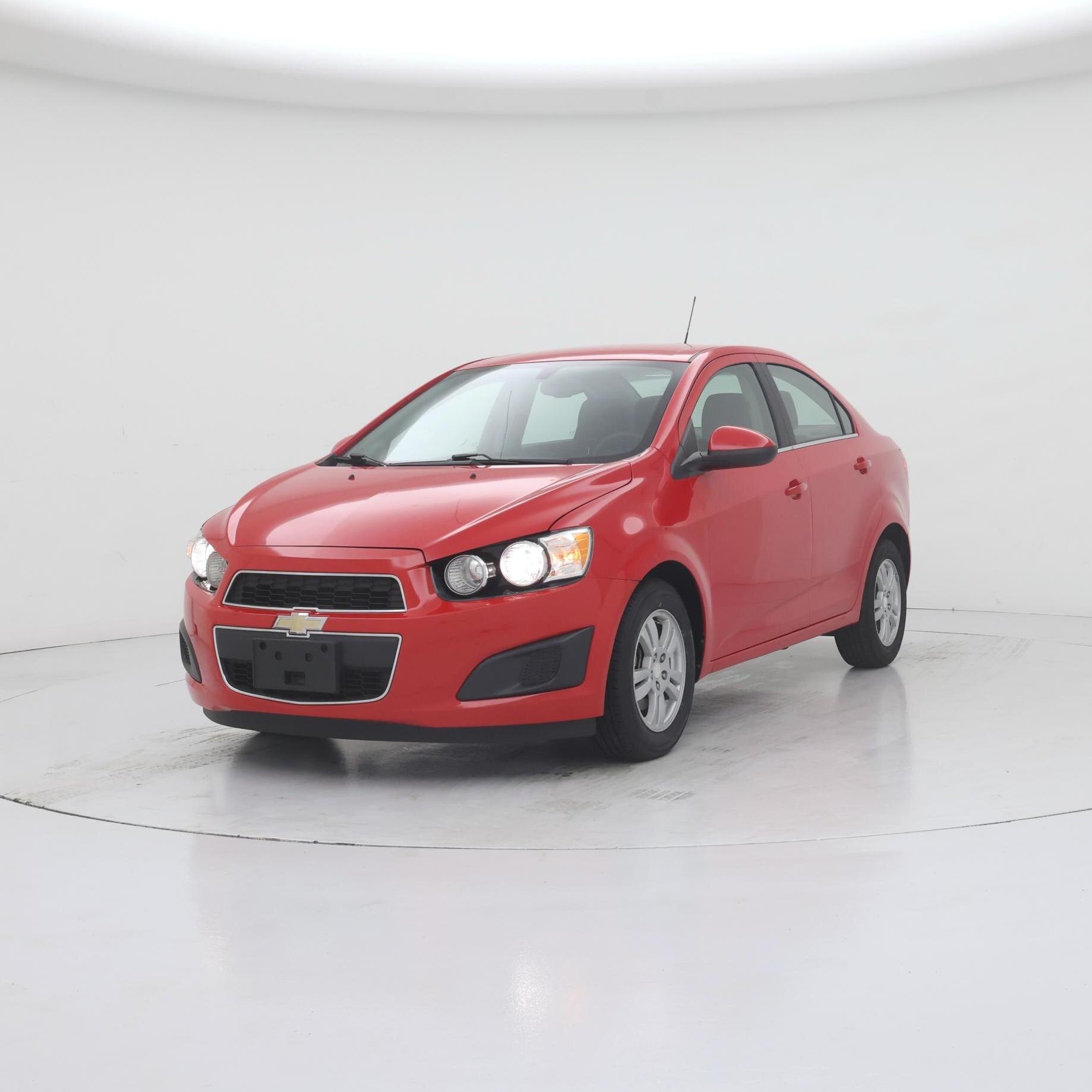 Thumbnail: 2015 Chevrolet Sonic - 4