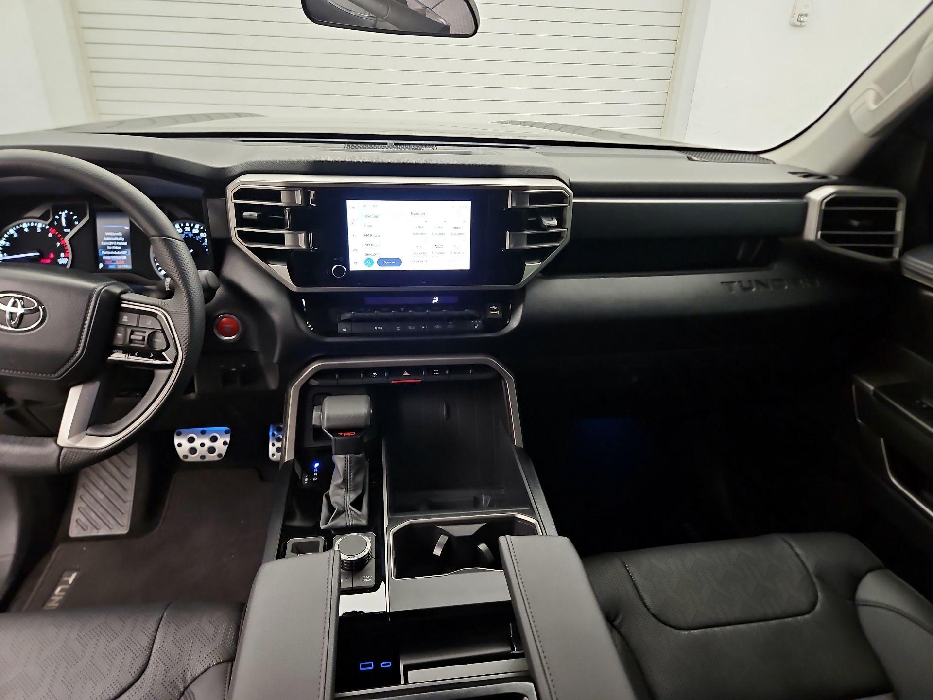 Thumbnail: 2024 Toyota Tundra - 9