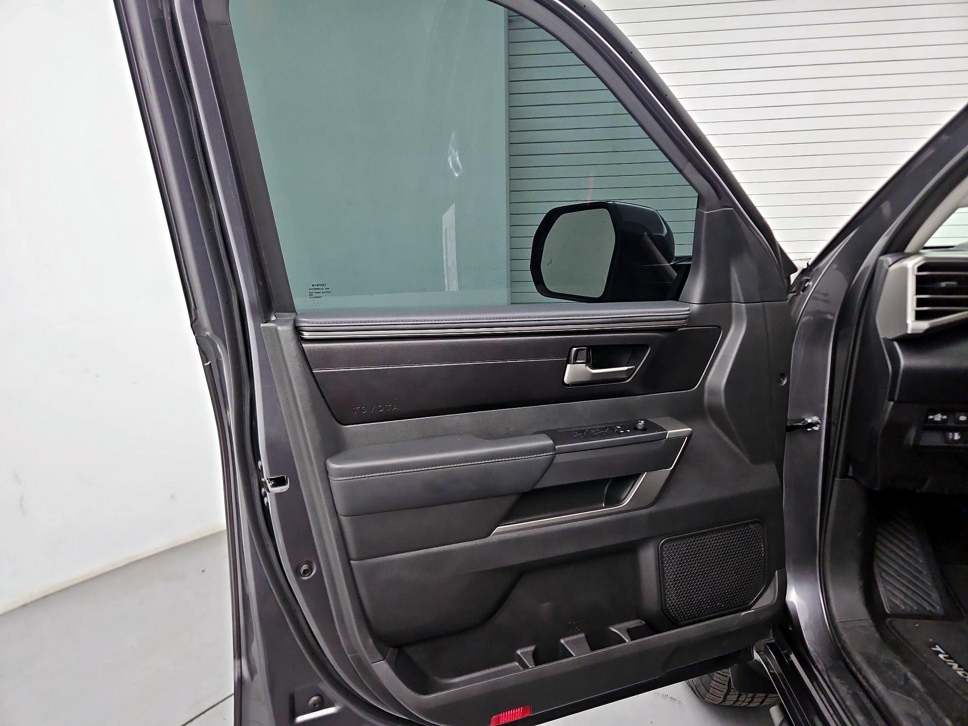 Thumbnail: 2024 Toyota Tundra - 12