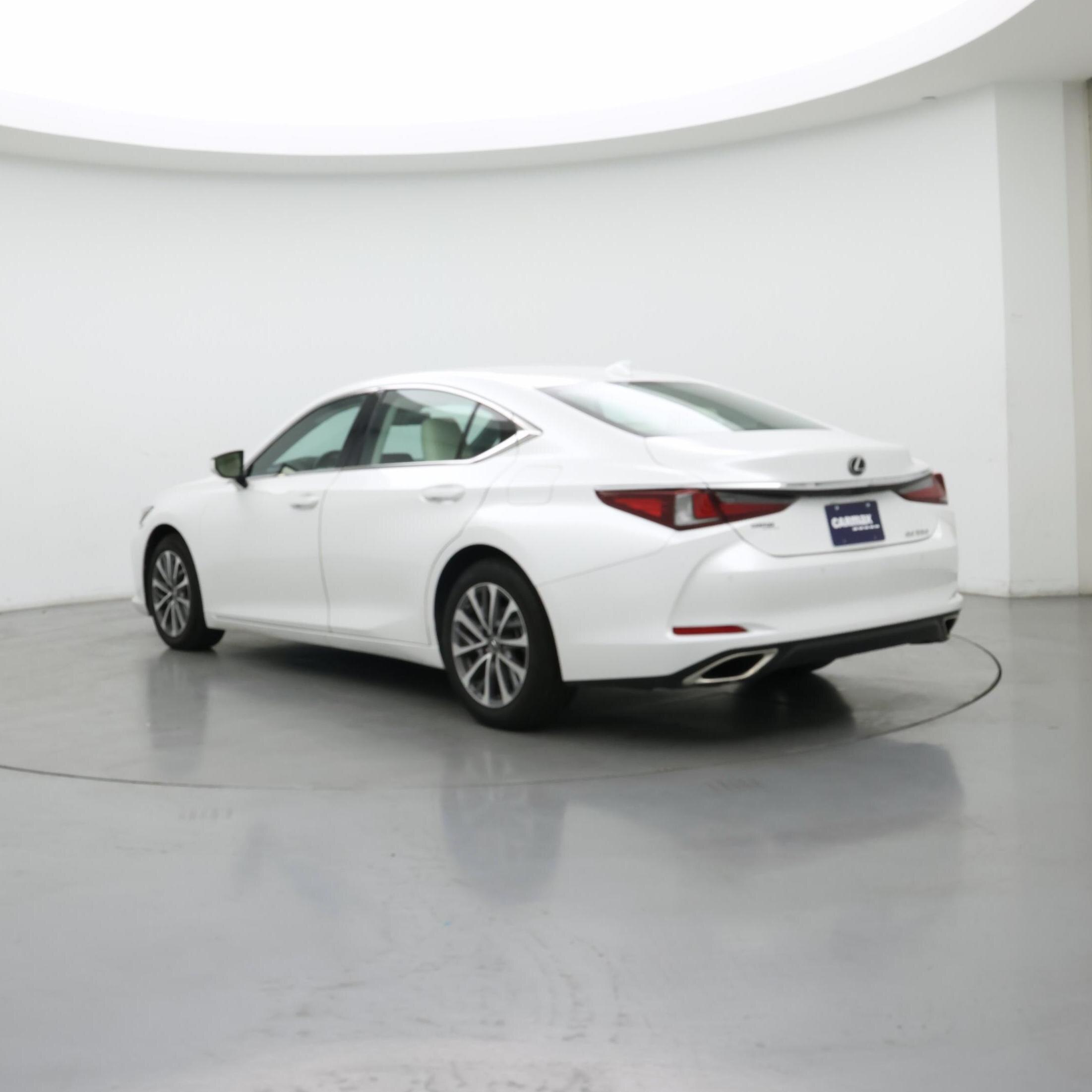 Thumbnail: 2022 Lexus ES - 2