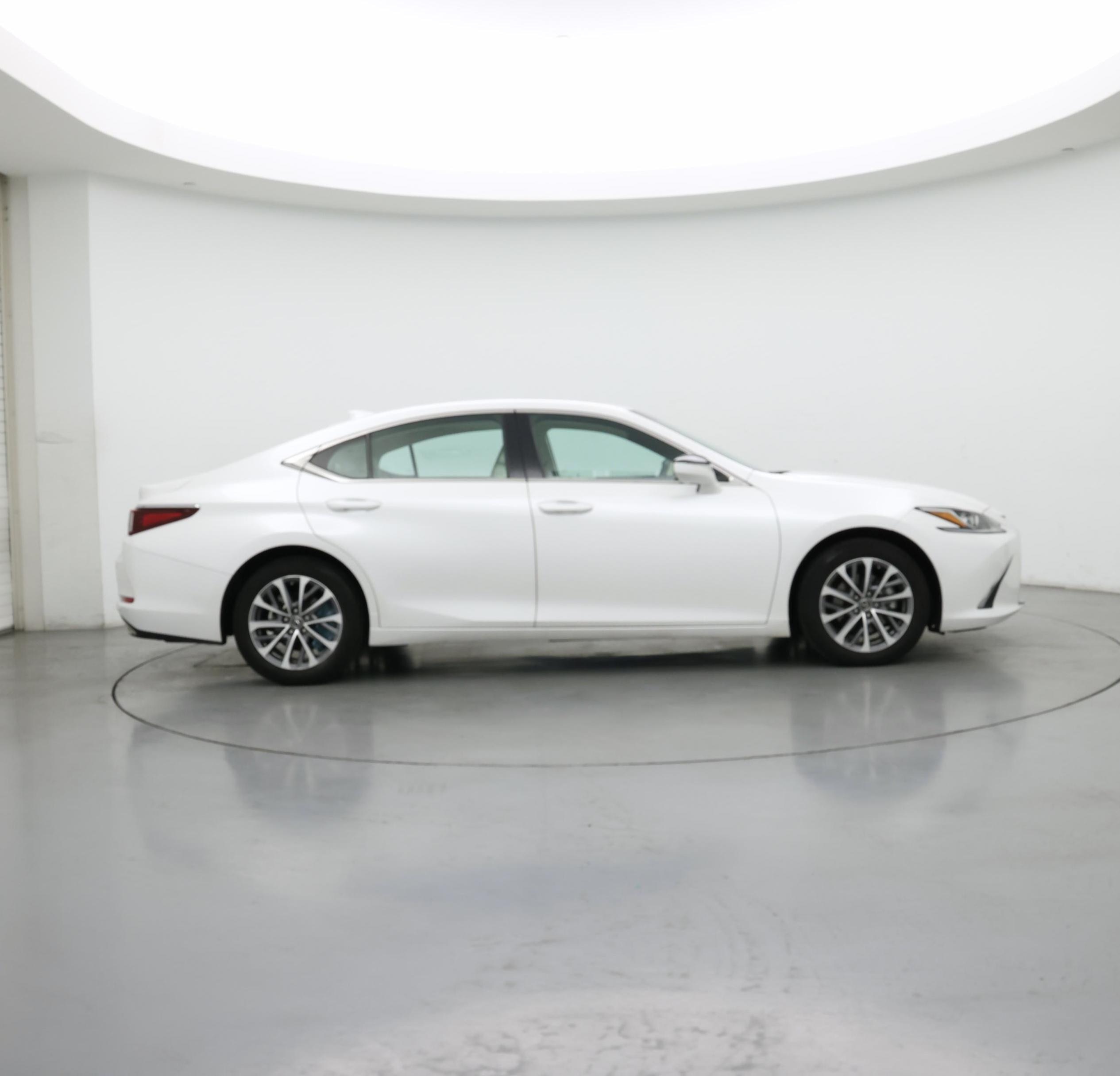 Thumbnail: 2022 Lexus ES - 7