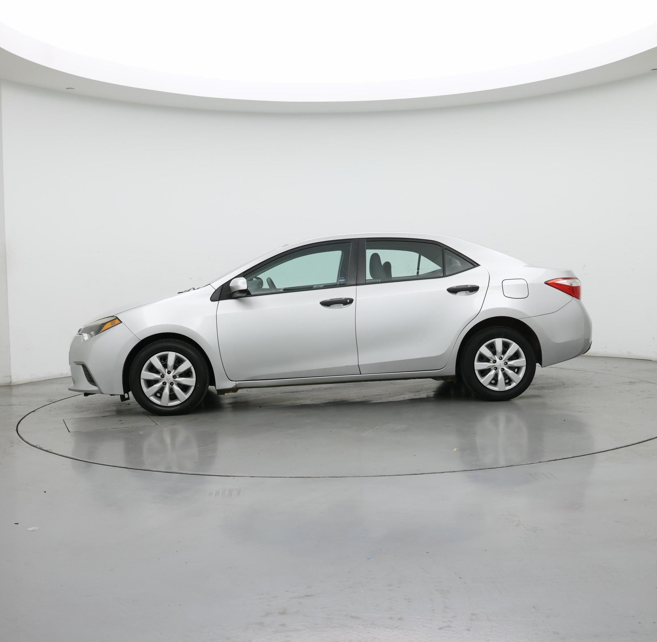 Thumbnail: 2016 Toyota Corolla - 3