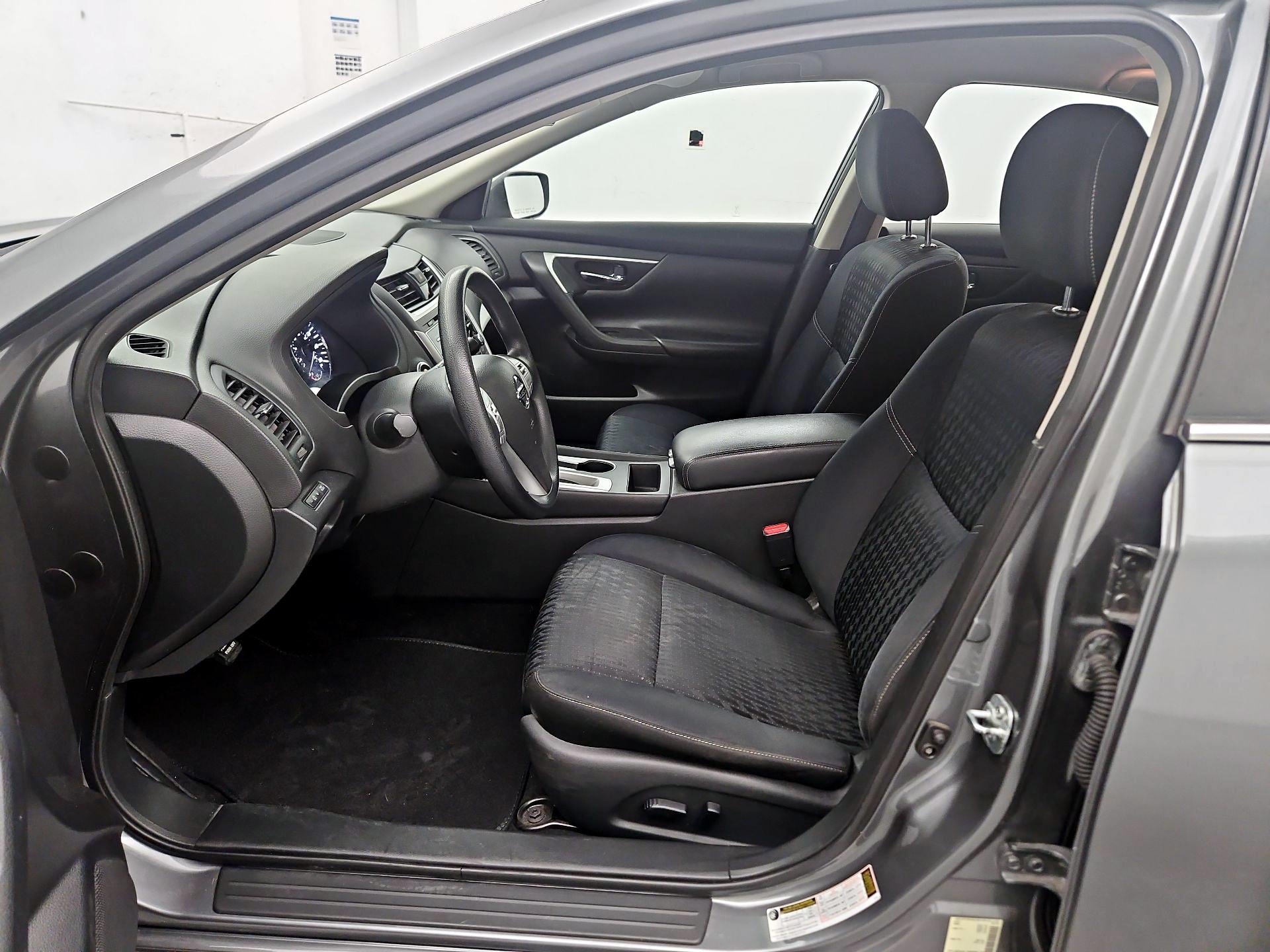 Thumbnail: 2018 Nissan Altima - 11