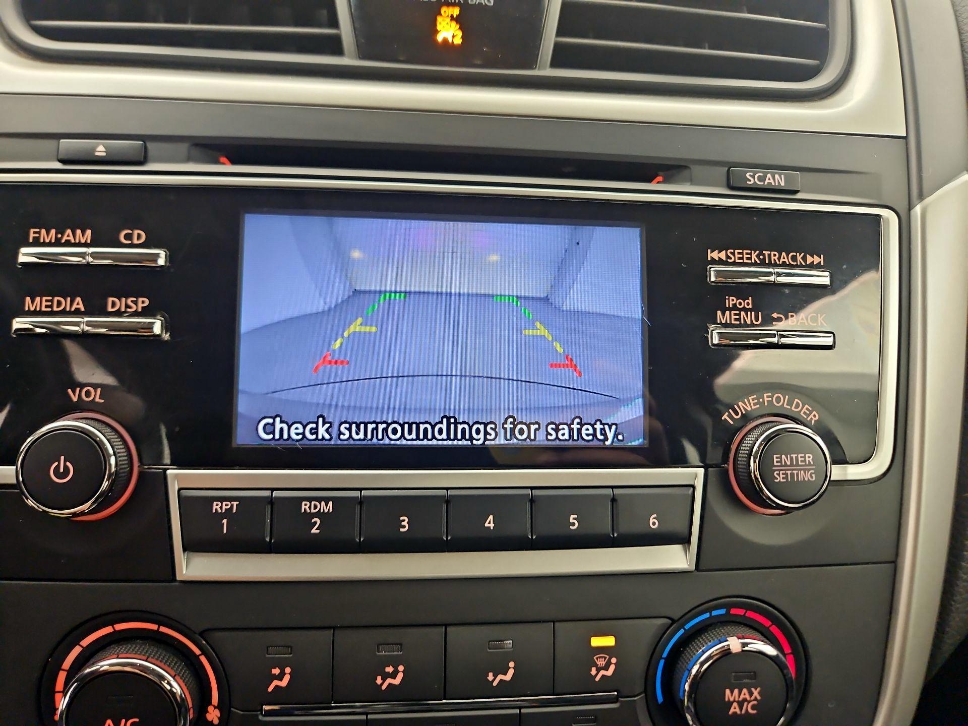 Thumbnail: 2018 Nissan Altima - 14