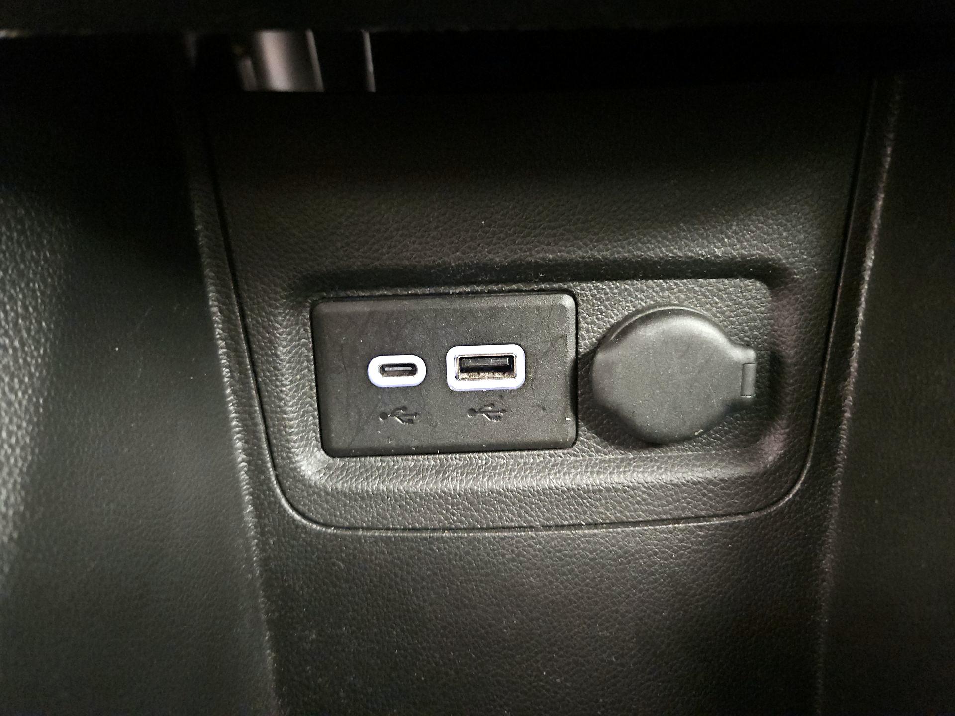 Thumbnail: 2019 Chevrolet Spark - 18